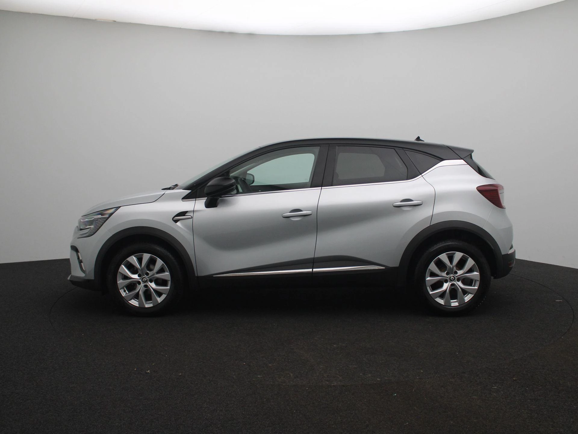 Renault Captur met kenteken P-668-RJ – autofoto 5