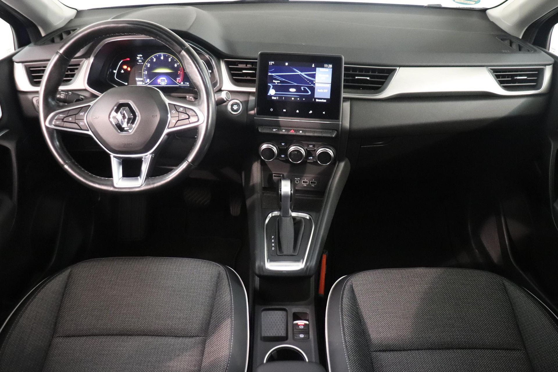 Renault Captur met kenteken R-335-GG – autofoto 2