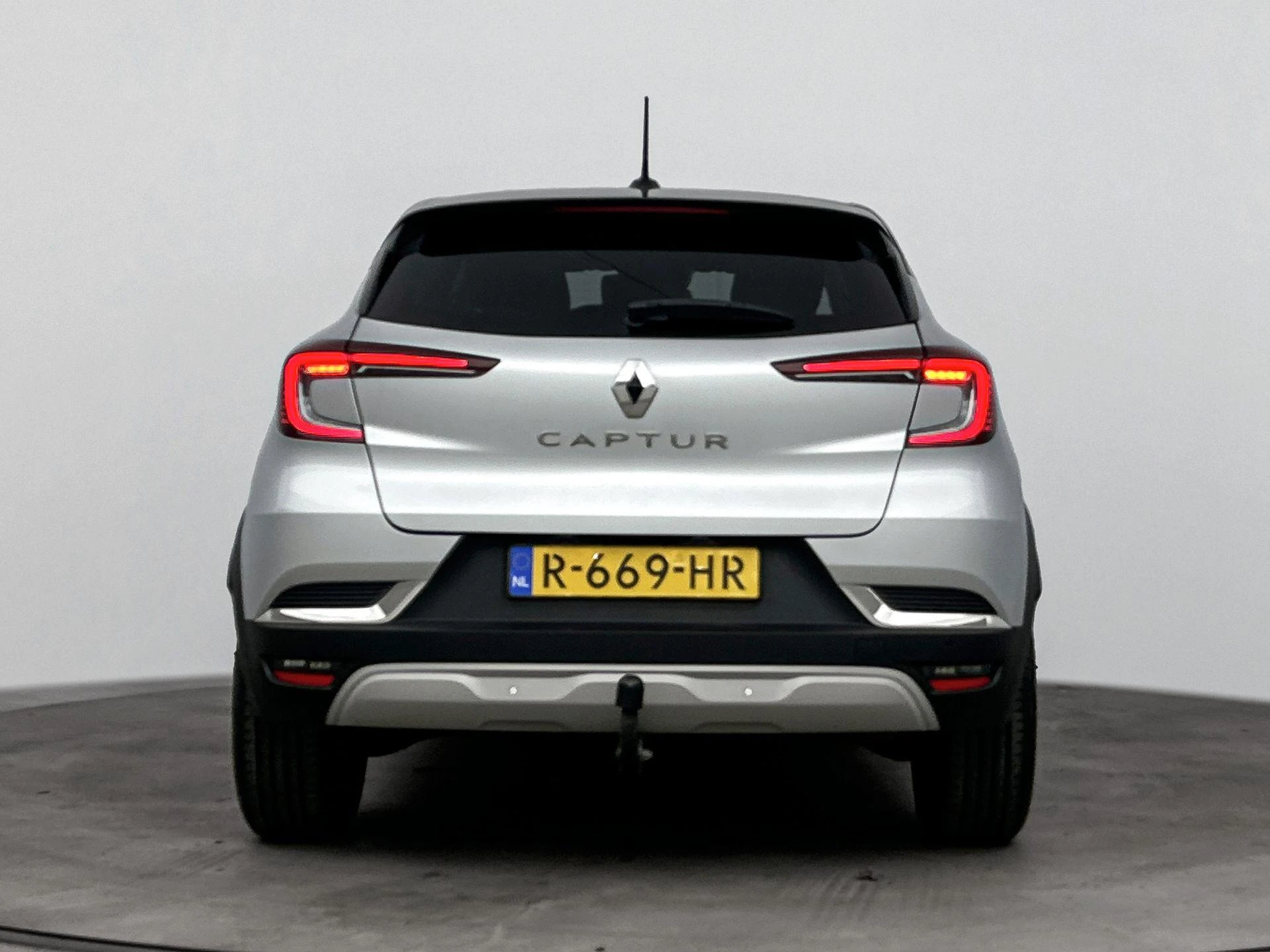 Renault Captur met kenteken R-669-HR – autofoto 5