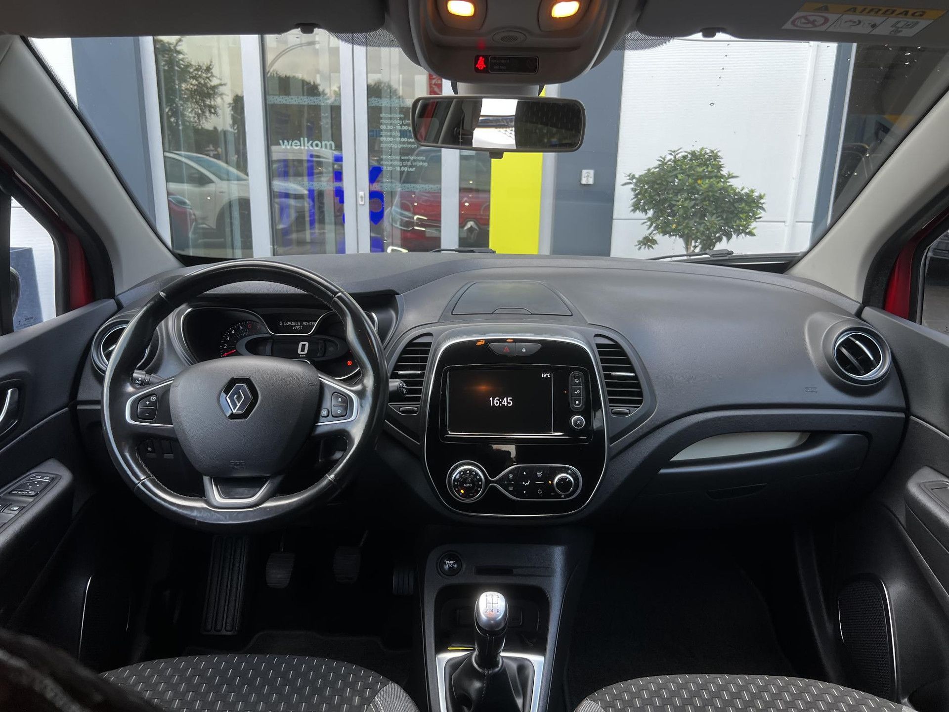 Renault Captur met kenteken RJ-197-X – autofoto 3
