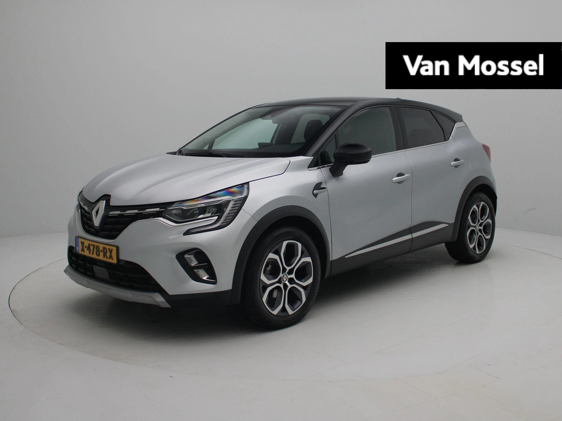 Renault Captur met kenteken X-478-RX – autofoto 2