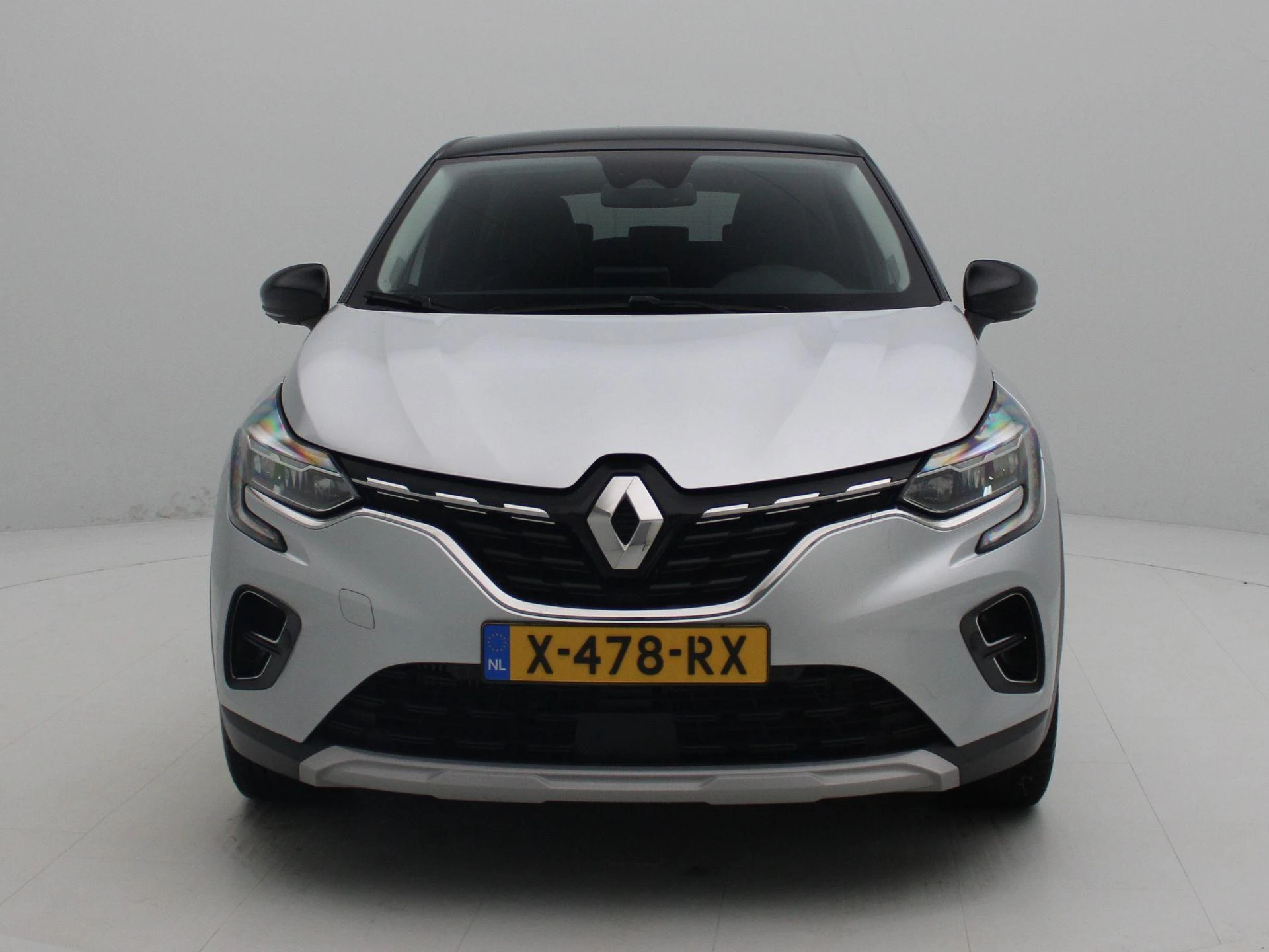 Renault Captur met kenteken X-478-RX – autofoto 4