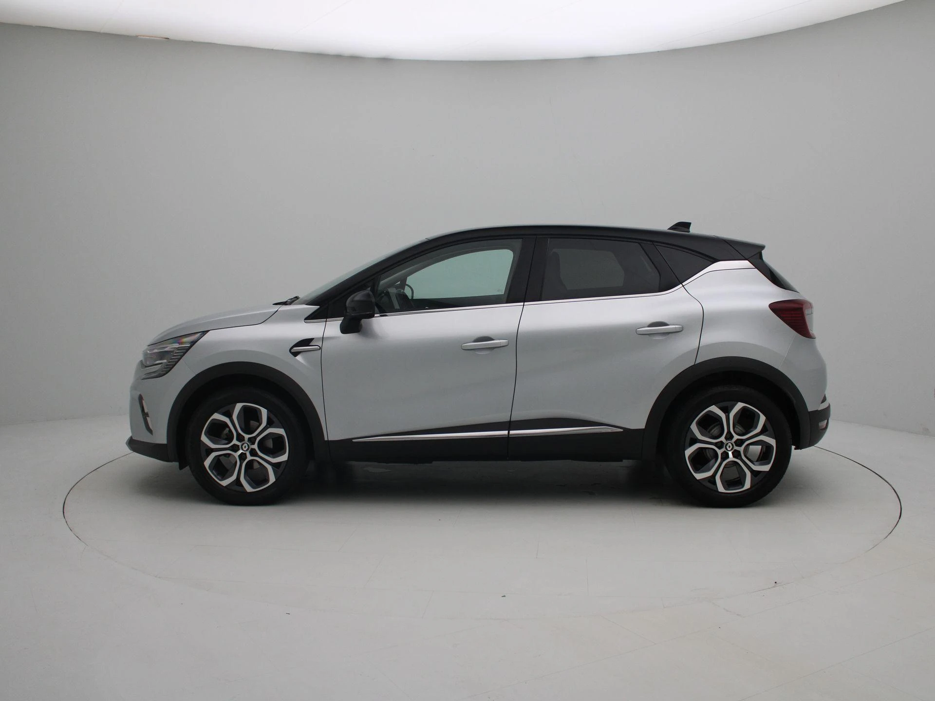 Renault Captur met kenteken X-478-RX – autofoto 5