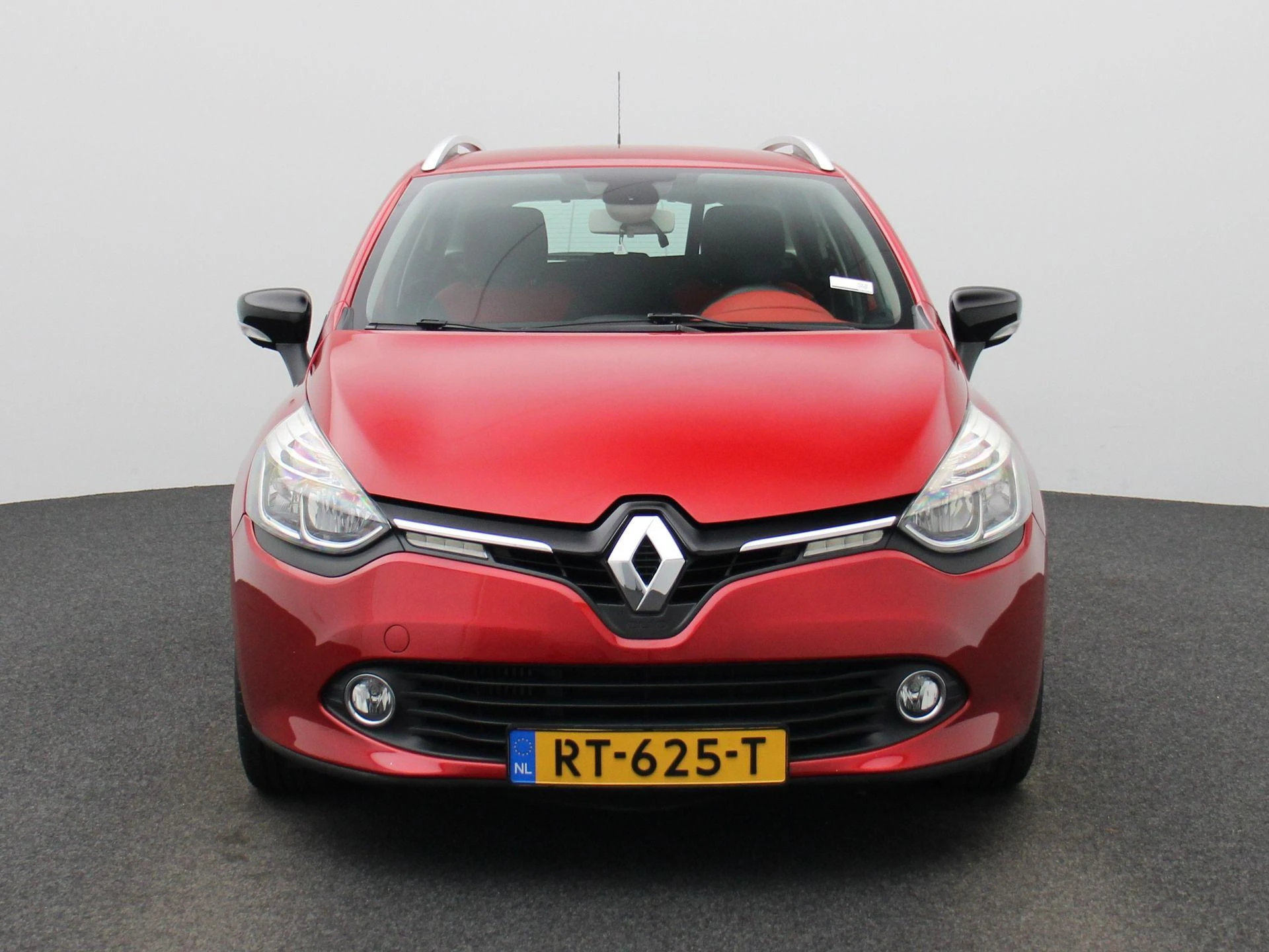 Renault Clio met kenteken 45100 – autofoto 4