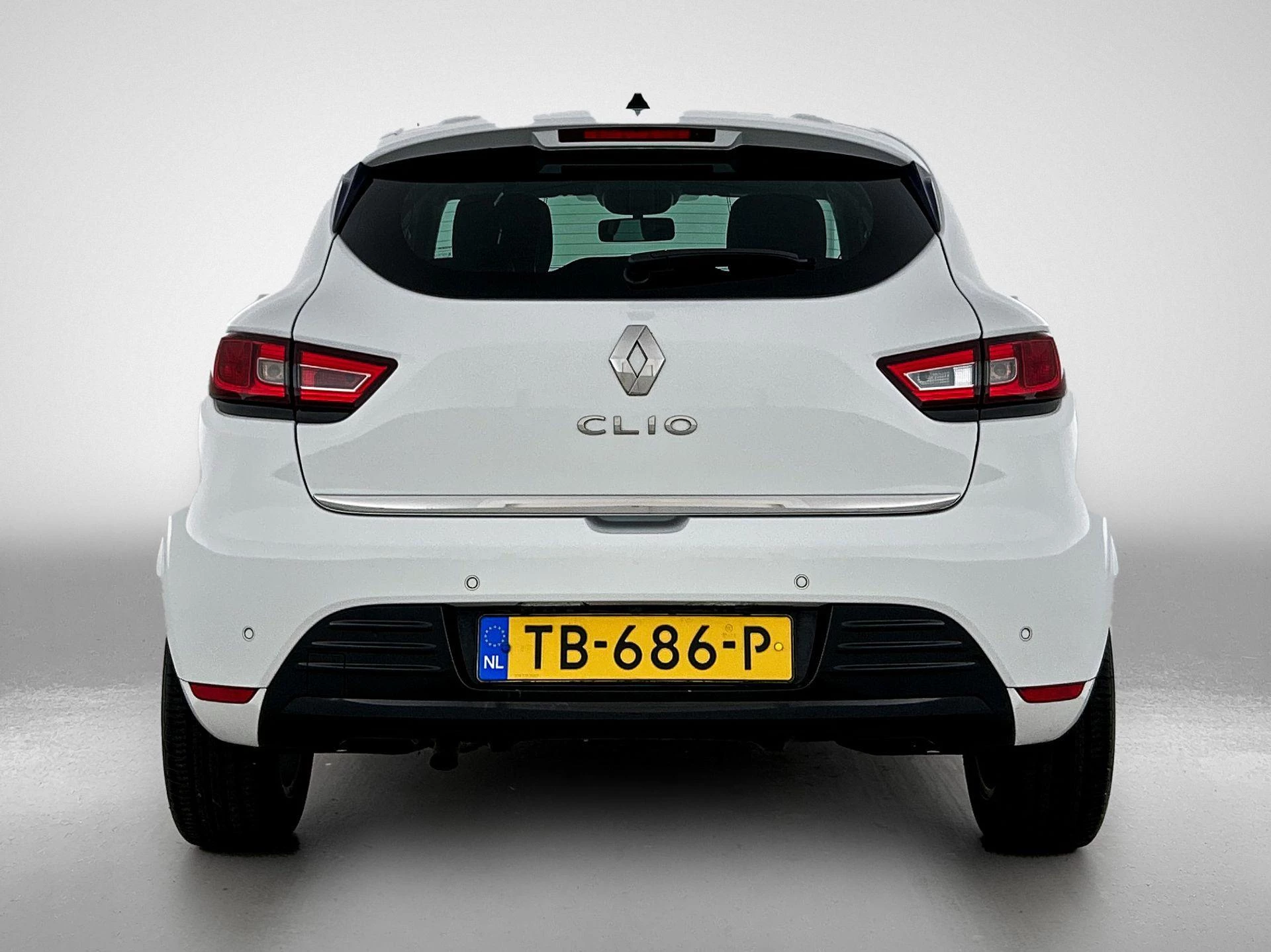 Renault Clio met kenteken 51100 – autofoto 5