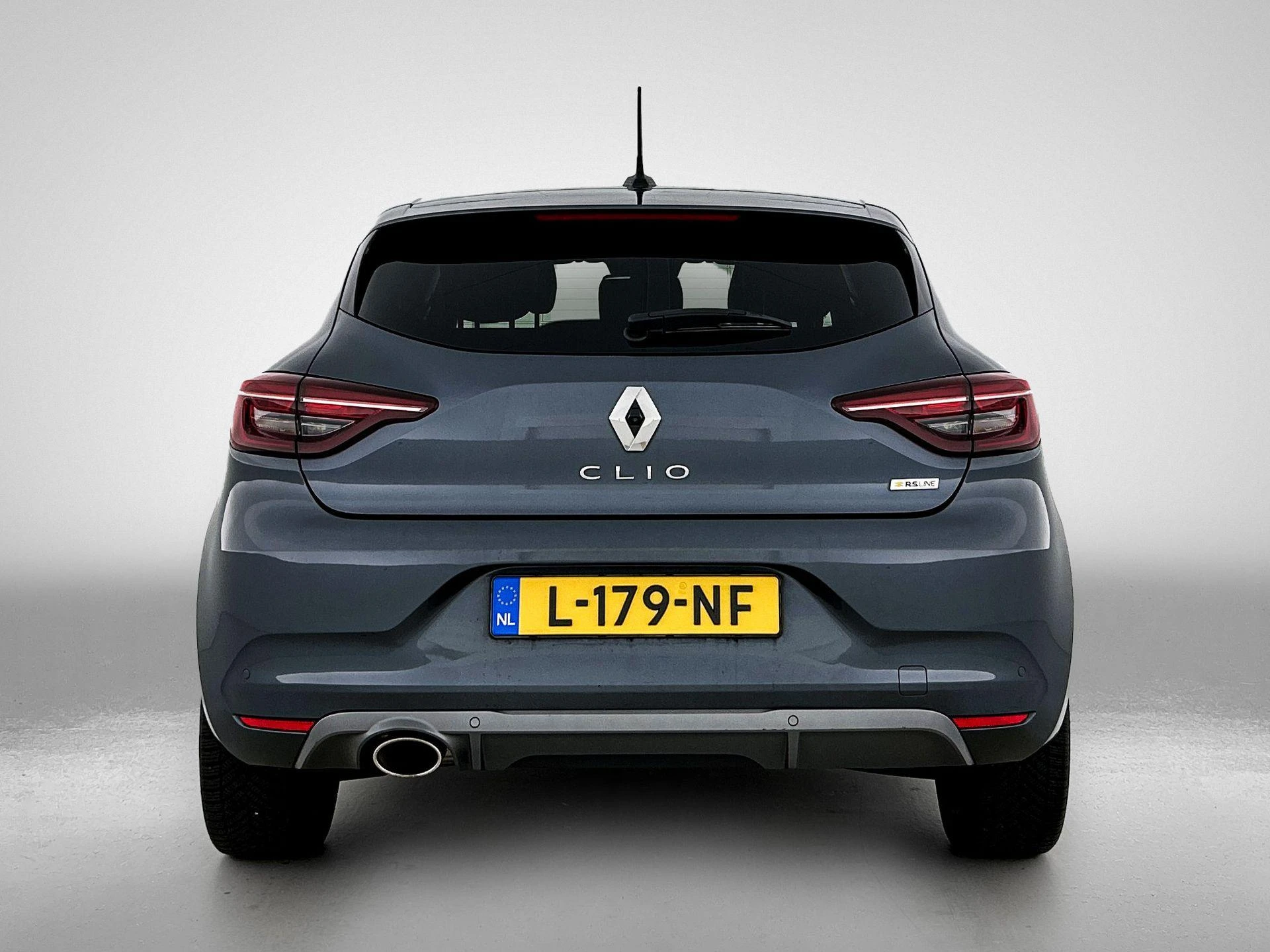 Renault Clio met kenteken 52100 – autofoto 5