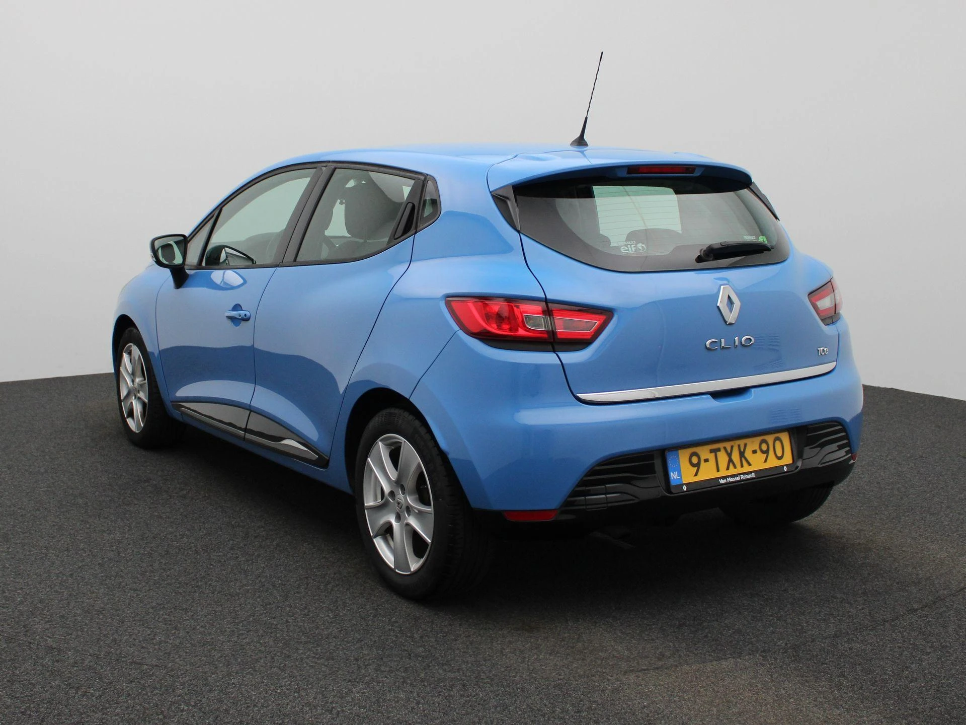 Renault Clio met kenteken 57100 – autofoto 3