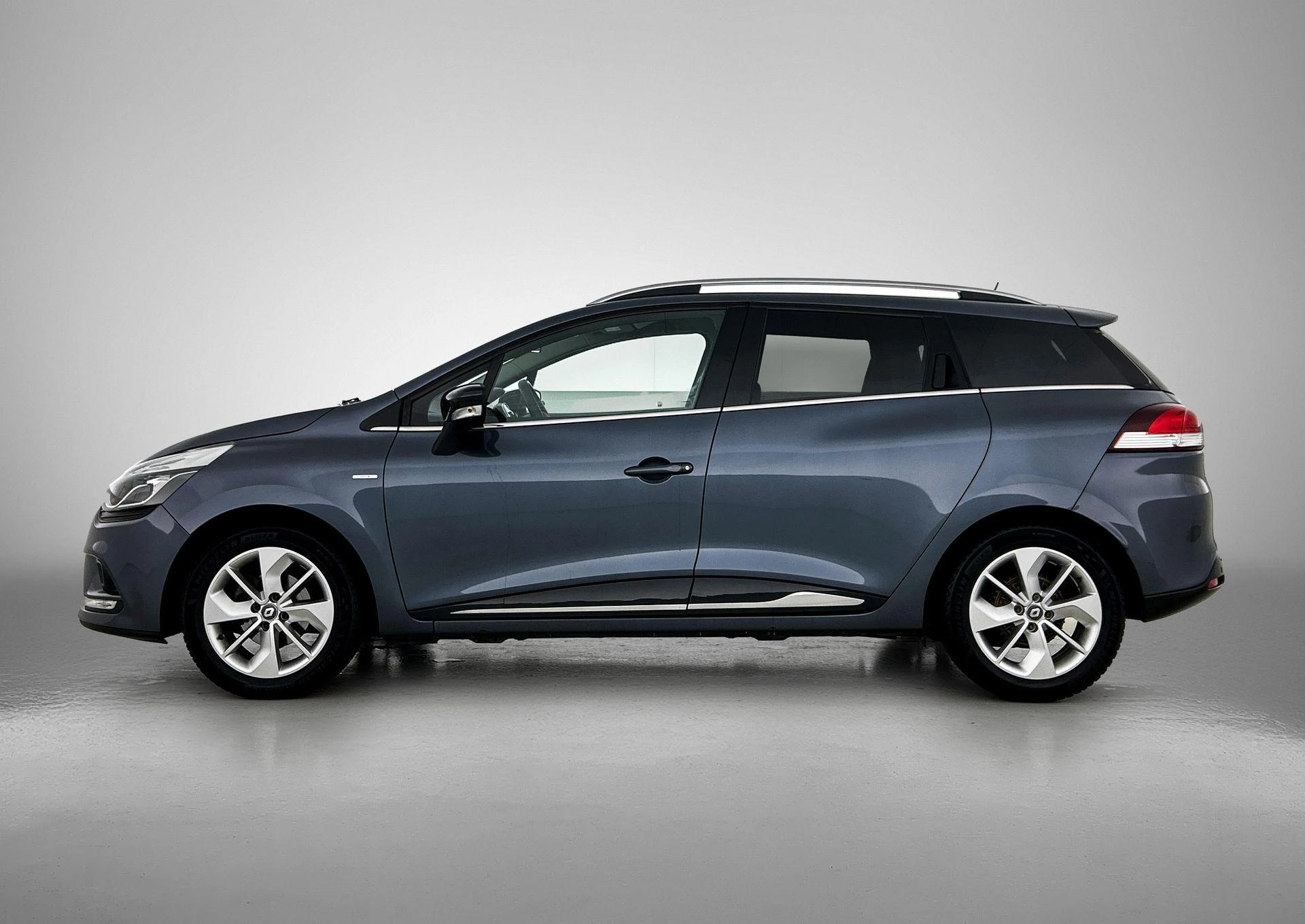 Renault Clio met kenteken 57100 – autofoto 4