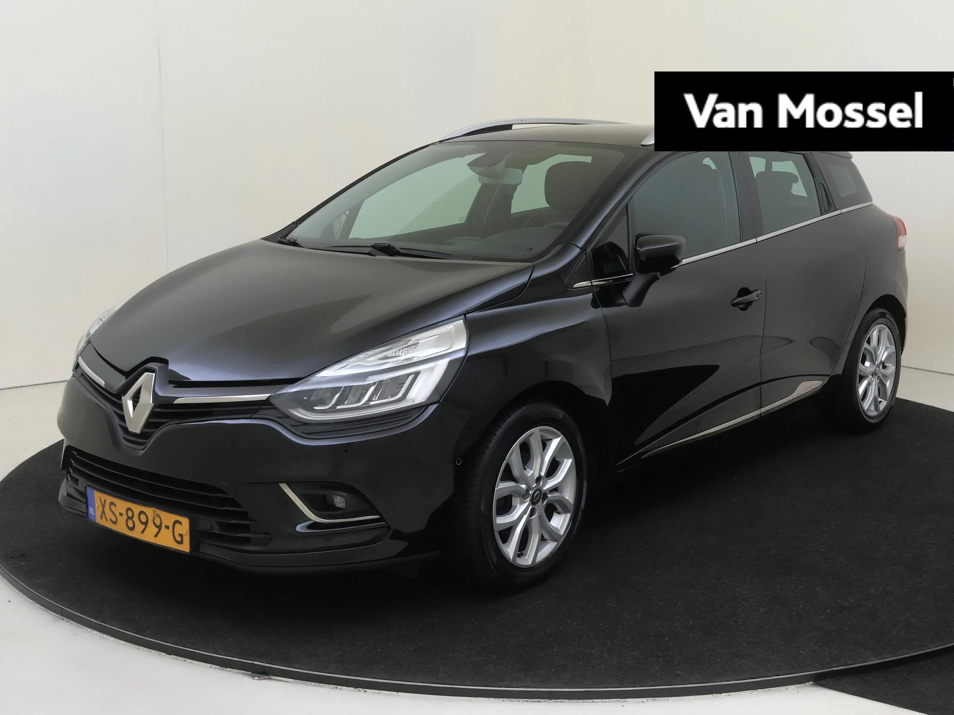 Renault Clio met kenteken 64100 – autofoto 2