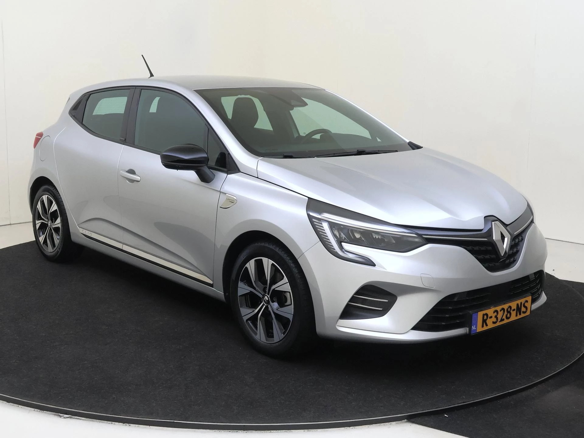 Renault Clio – autofoto 2