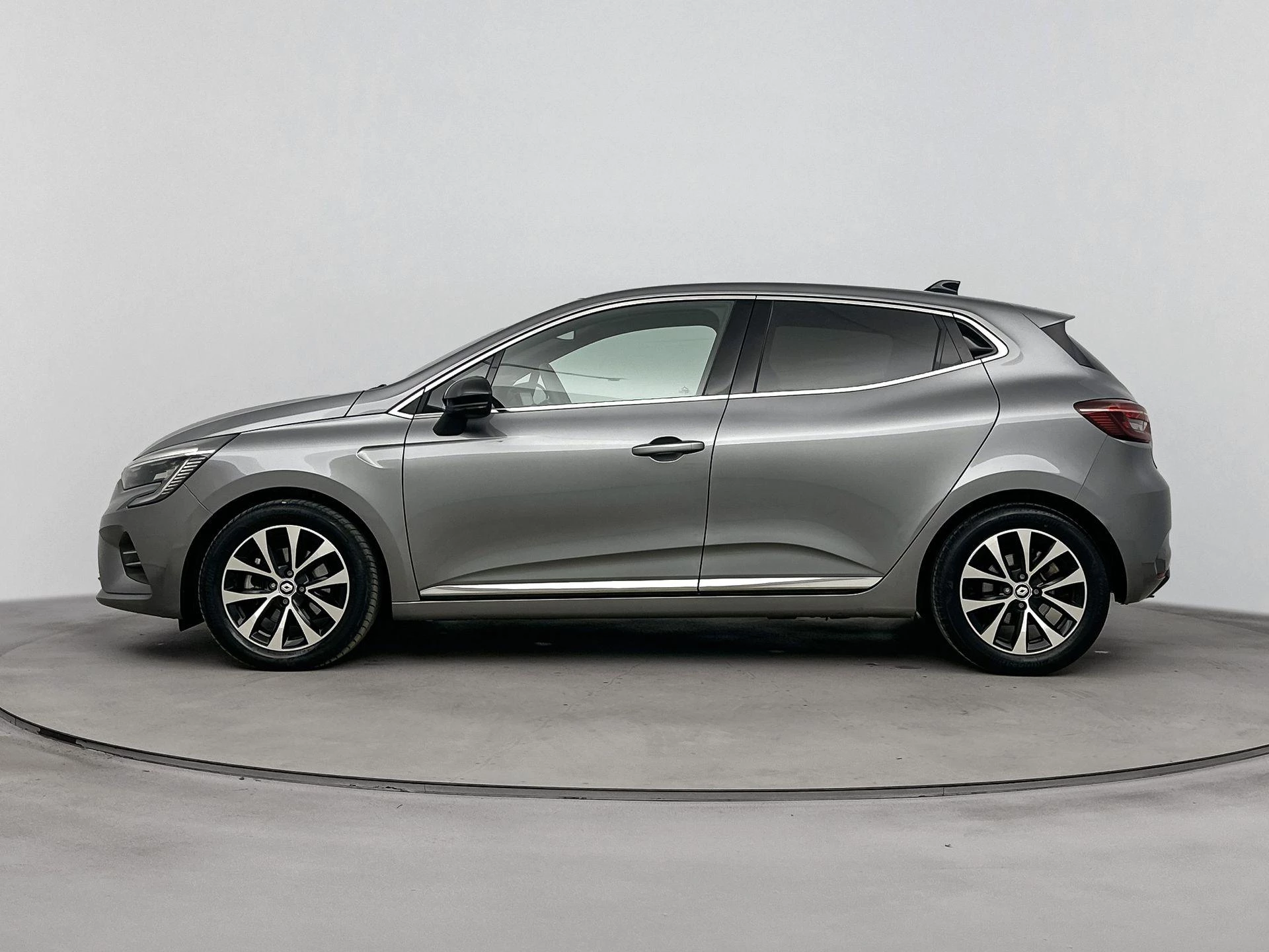 Renault Clio – autofoto 4