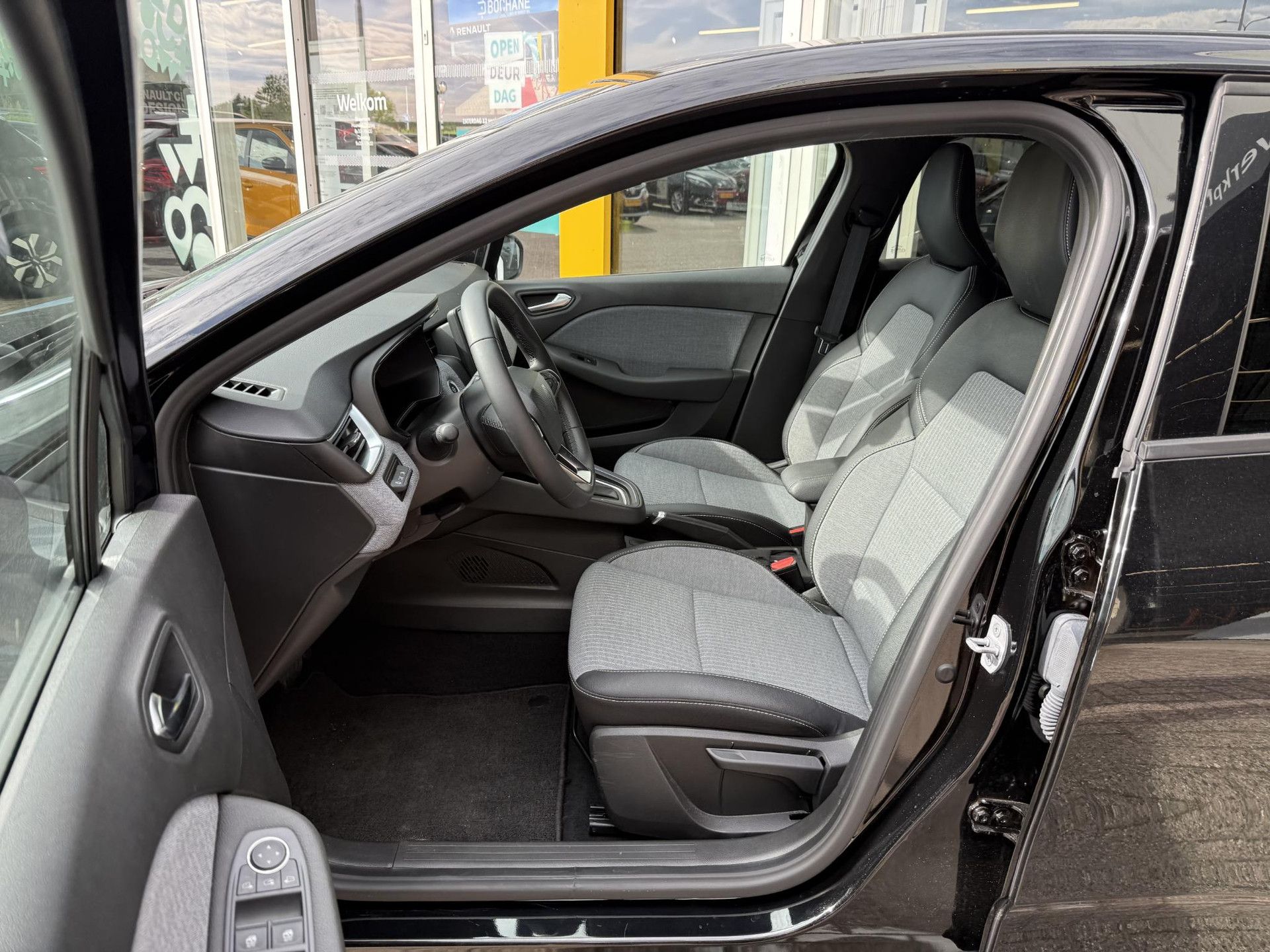 Renault Clio met kenteken JGG-77-J – autofoto 4