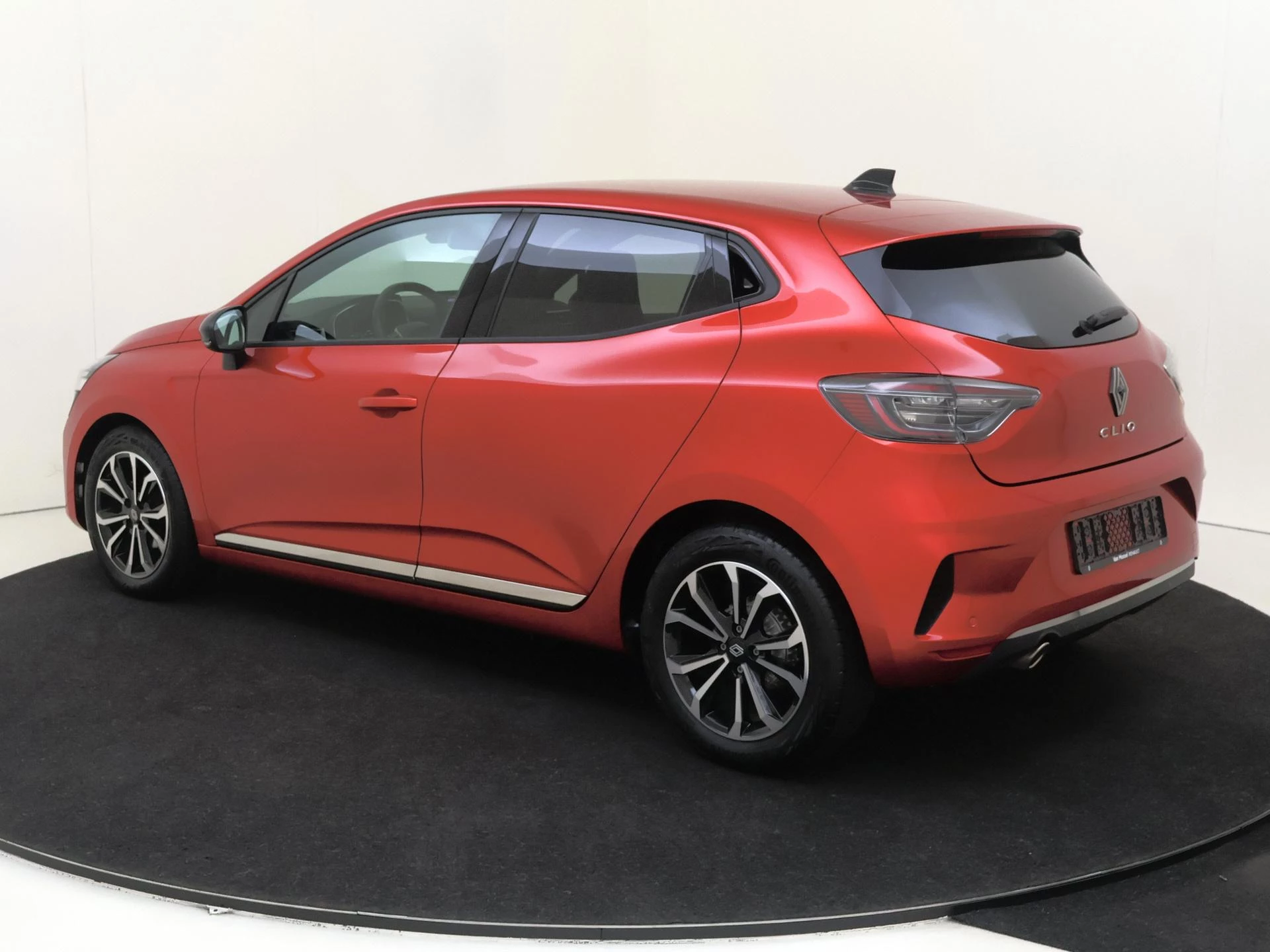 Renault Clio met kenteken JJR-68-F – autofoto 4