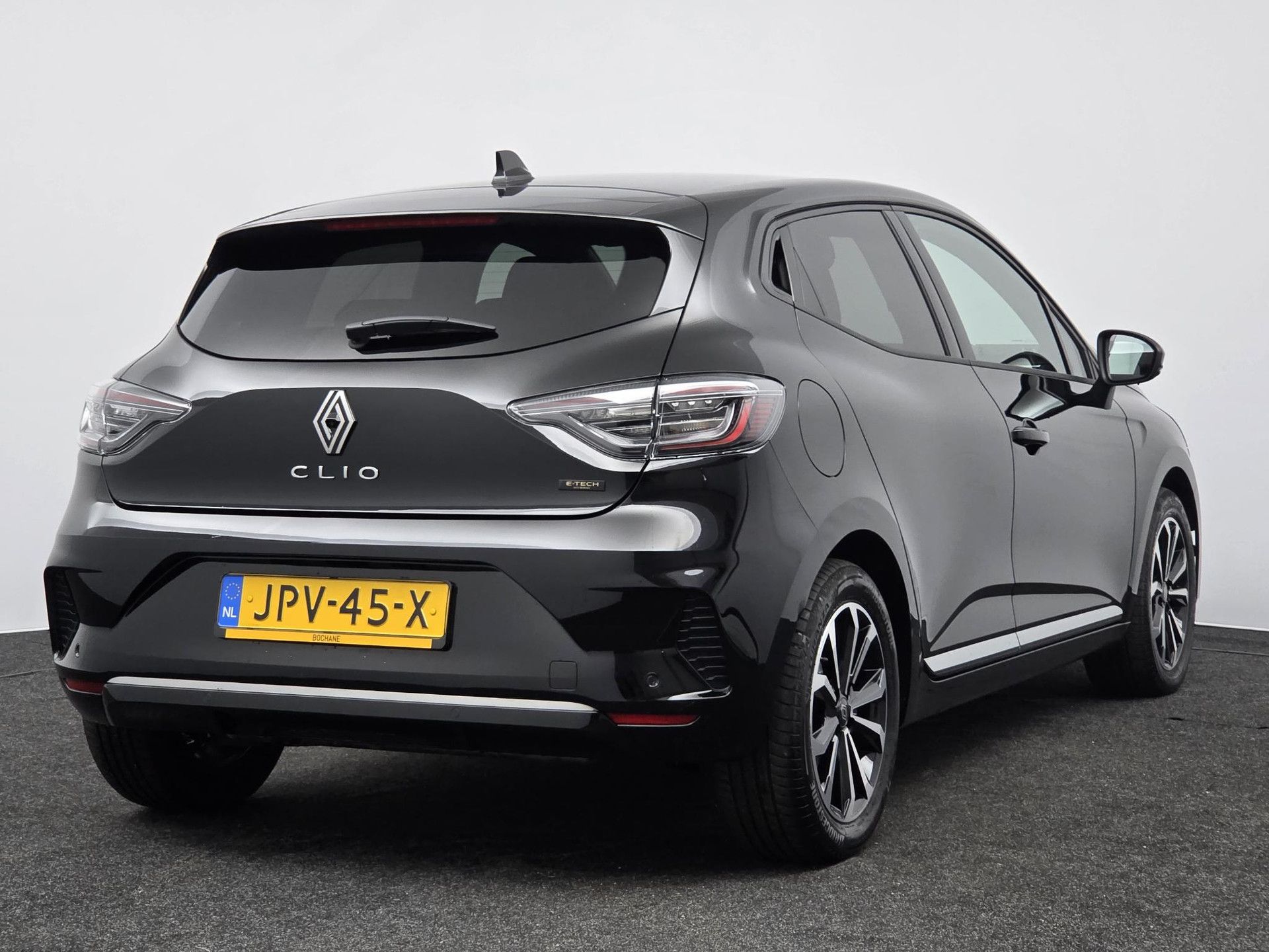 Renault Clio met kenteken JPV-45-X – autofoto 2