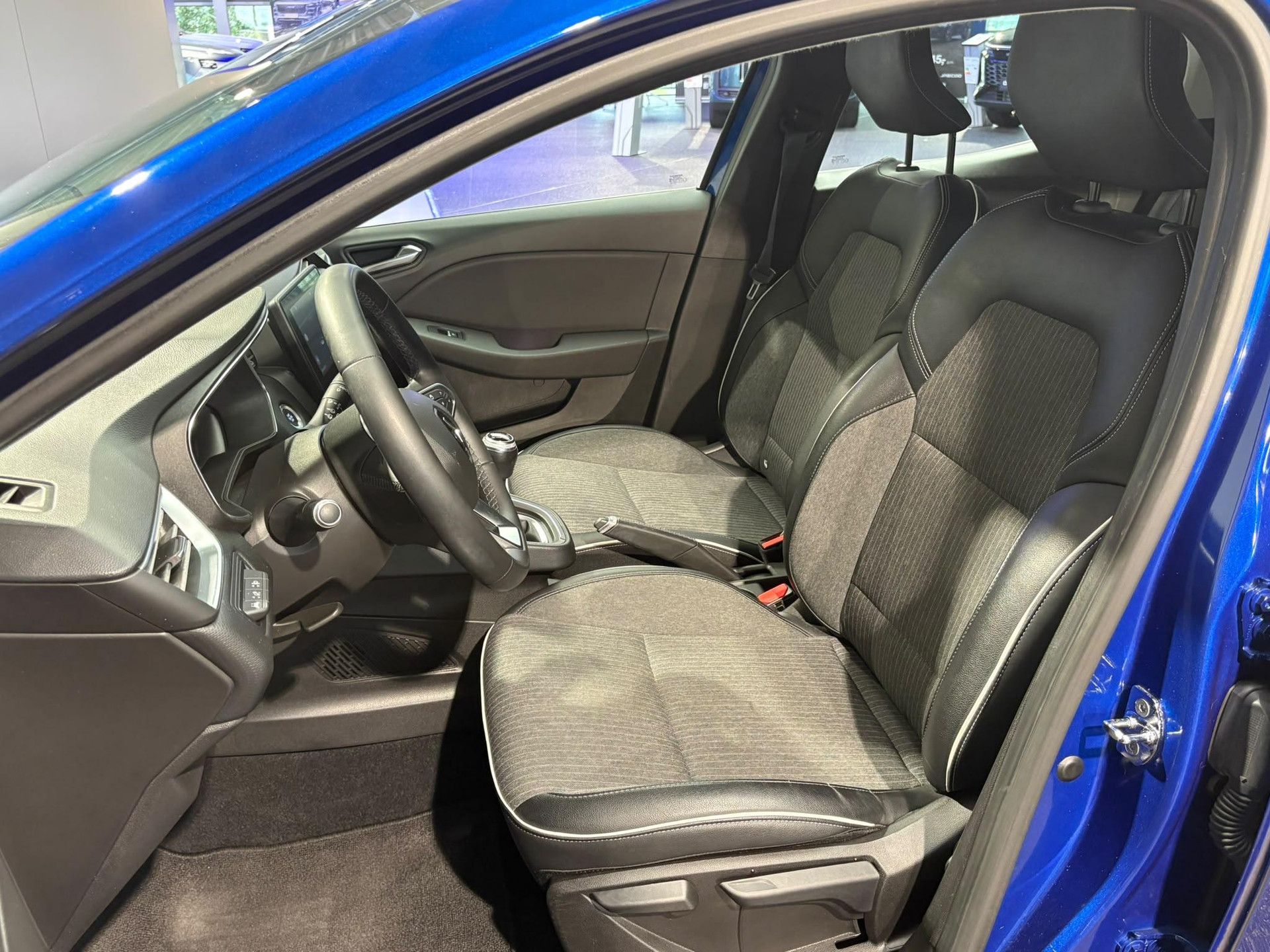 Renault Clio met kenteken K-647-JB – autofoto 5