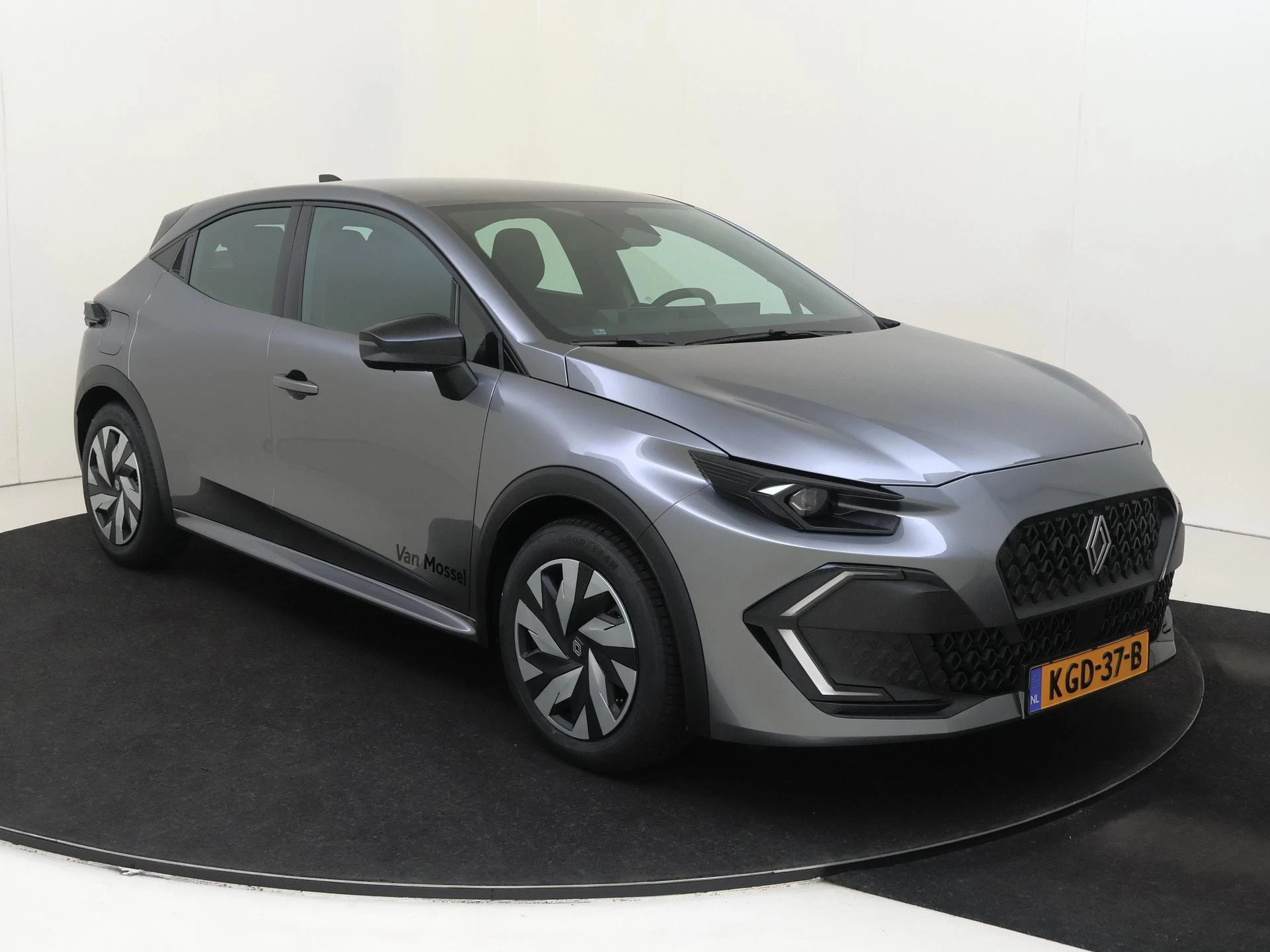 Renault Clio met kenteken KGD-37-B – autofoto 3