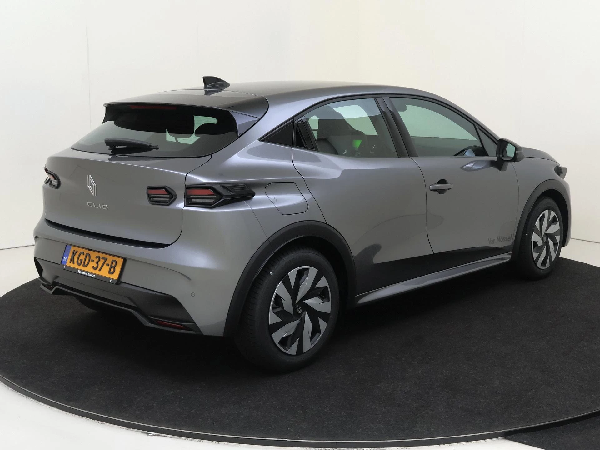 Renault Clio met kenteken KGD-37-B – autofoto 5