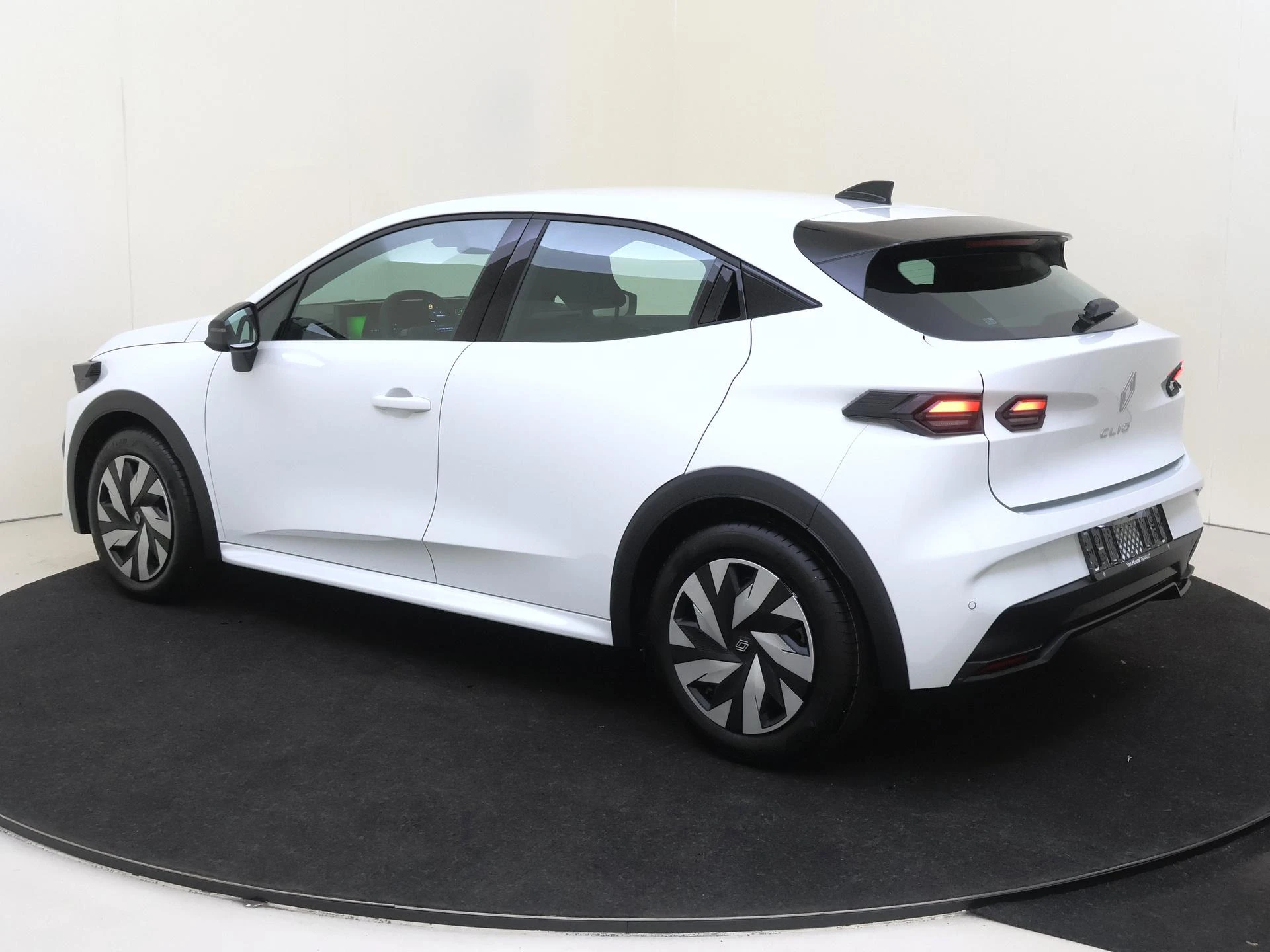 Renault Clio met kenteken KTF-10-Z – autofoto 4
