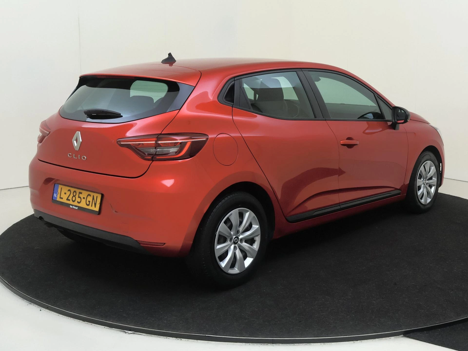 Renault Clio met kenteken L-285-GN – autofoto 5