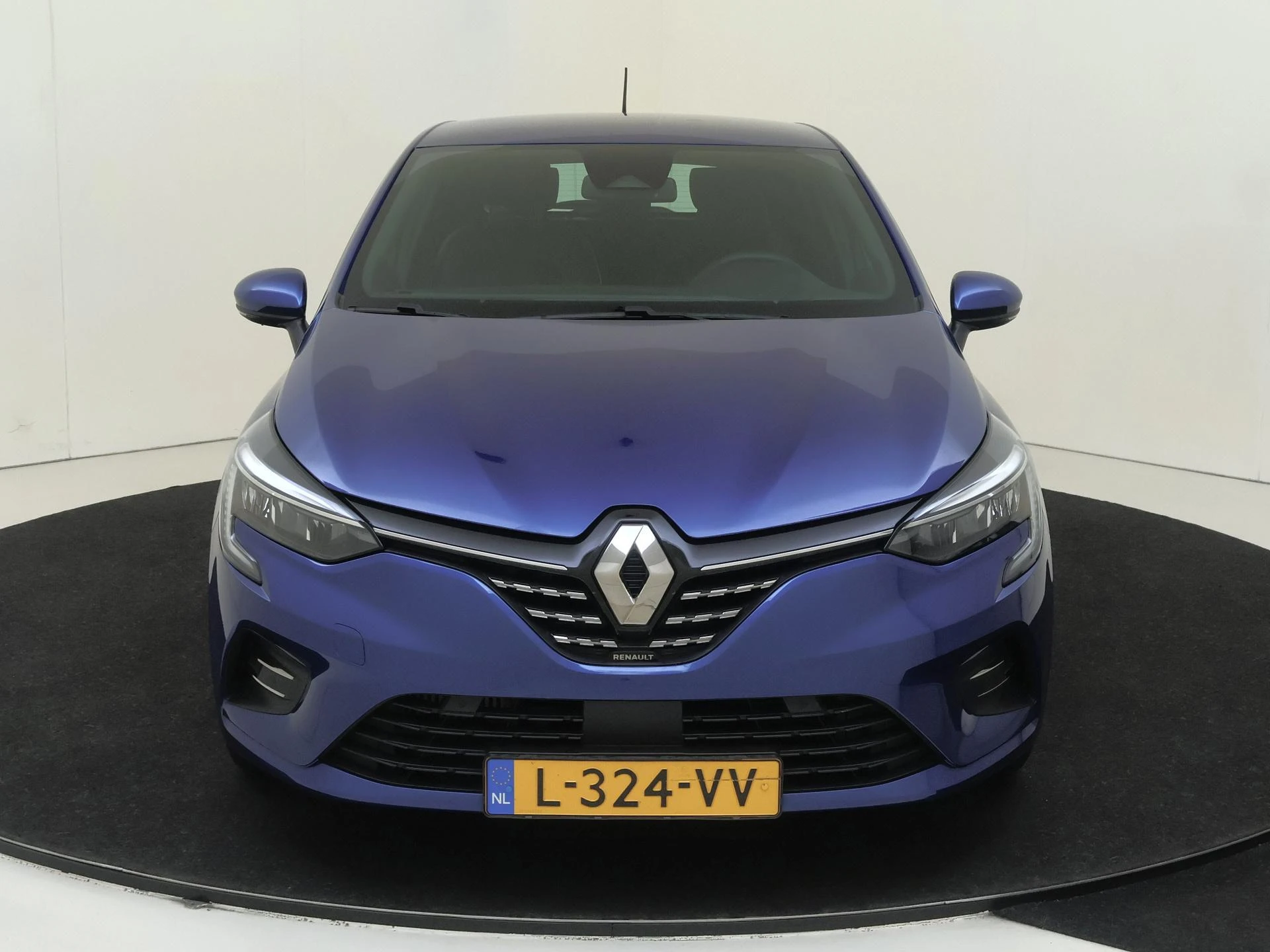 Renault Clio met kenteken L-324-VV – autofoto 3
