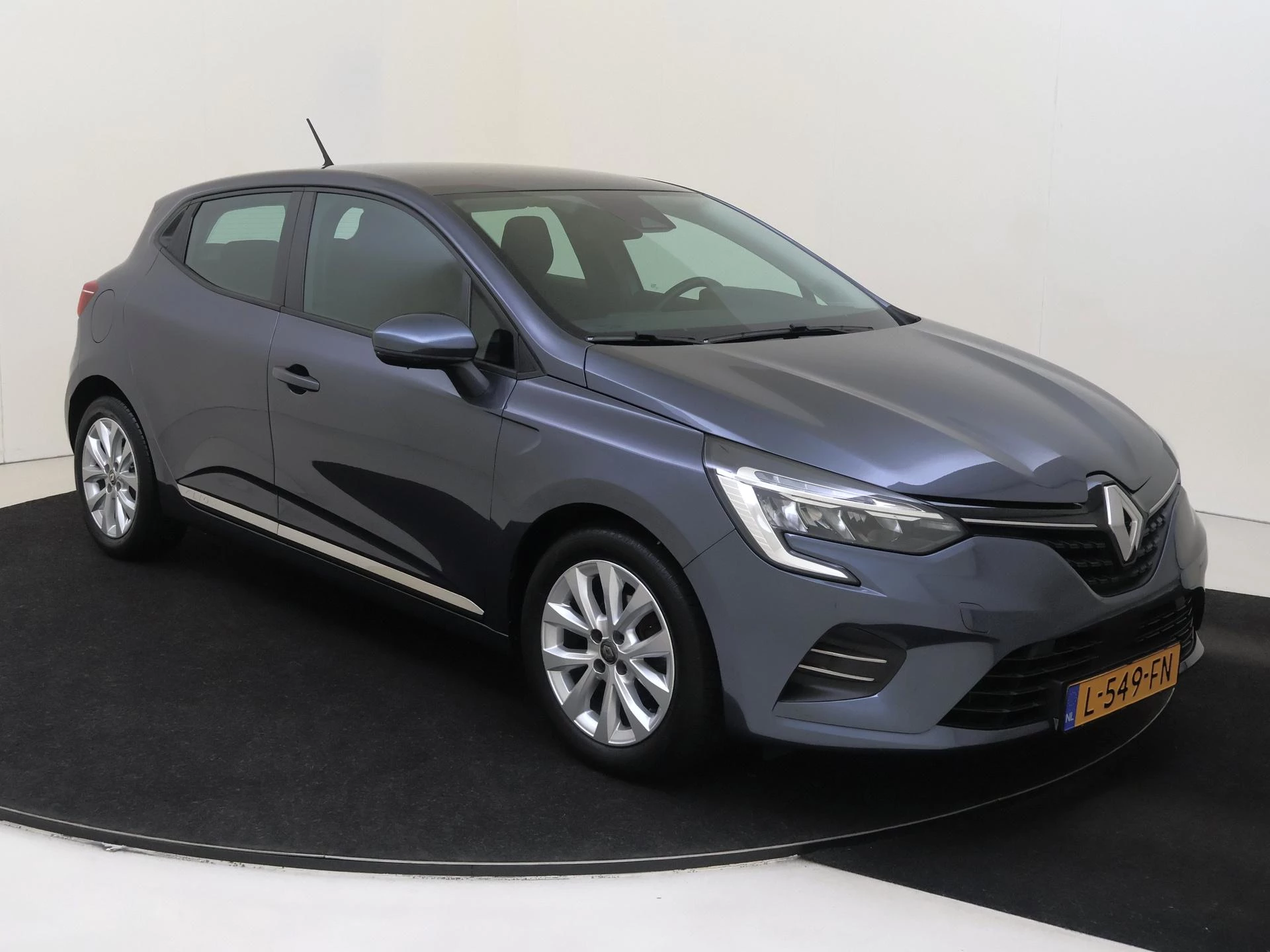 Renault Clio met kenteken L-549-FN – autofoto 3