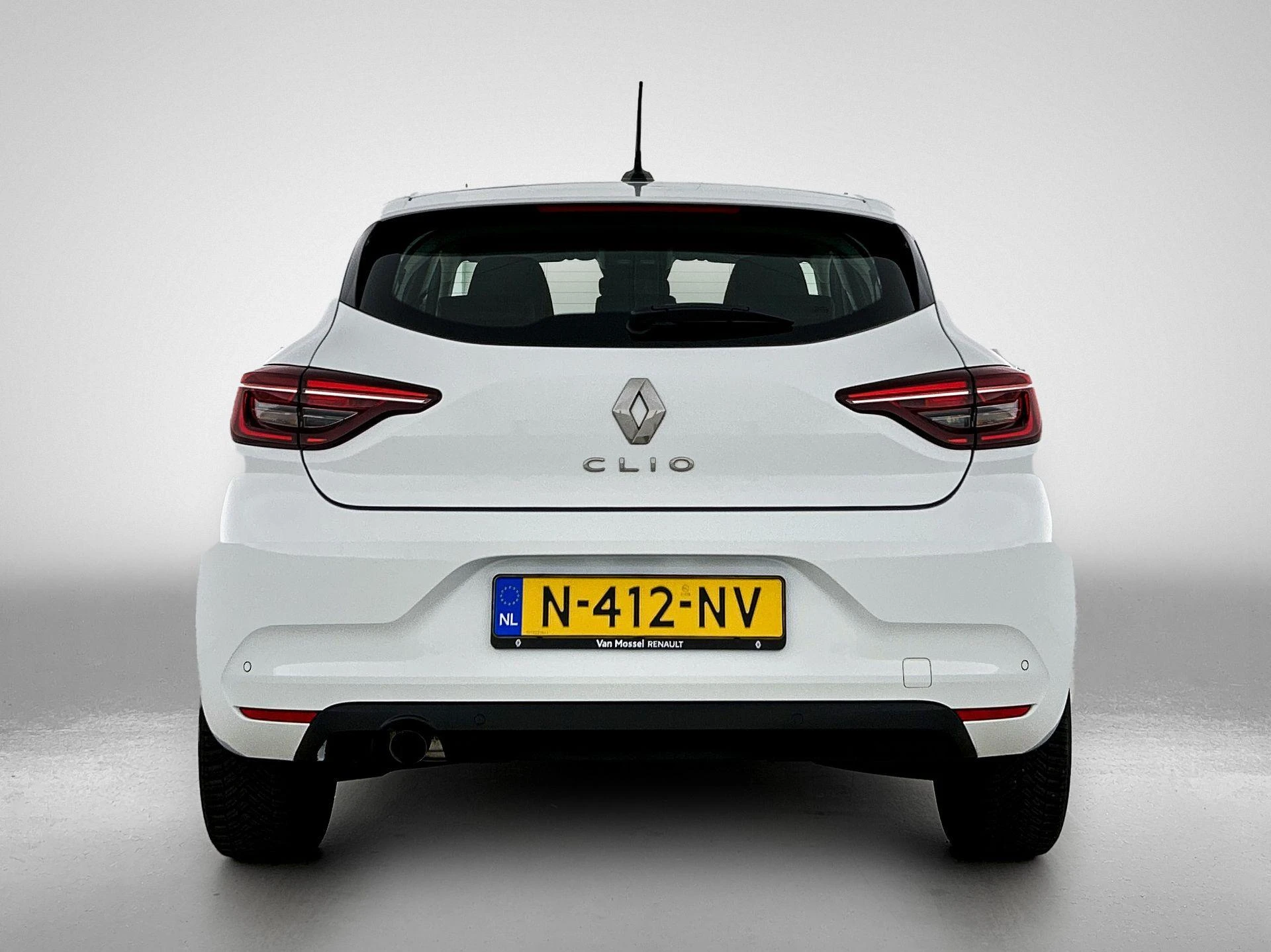 Renault Clio met kenteken N-412-NV – autofoto 5