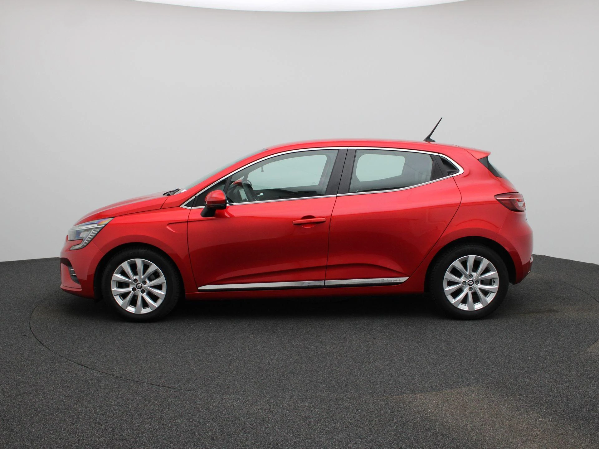 Renault Clio met kenteken N-736-RD – autofoto 5