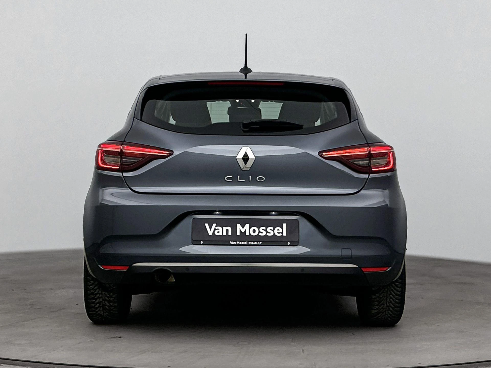 Renault Clio met kenteken P-159-FS – autofoto 5