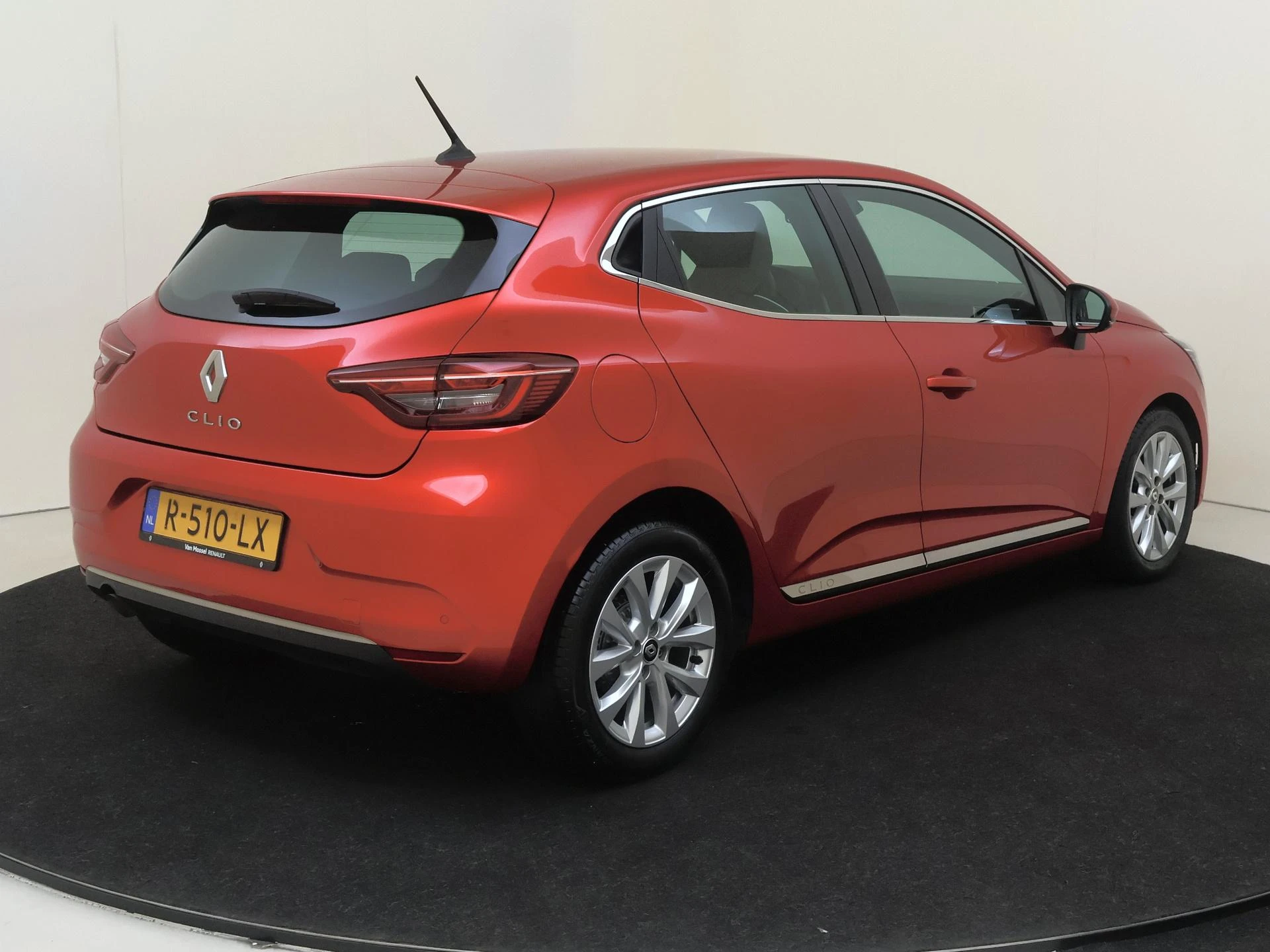 Renault Clio met kenteken R-510-LX – autofoto 5