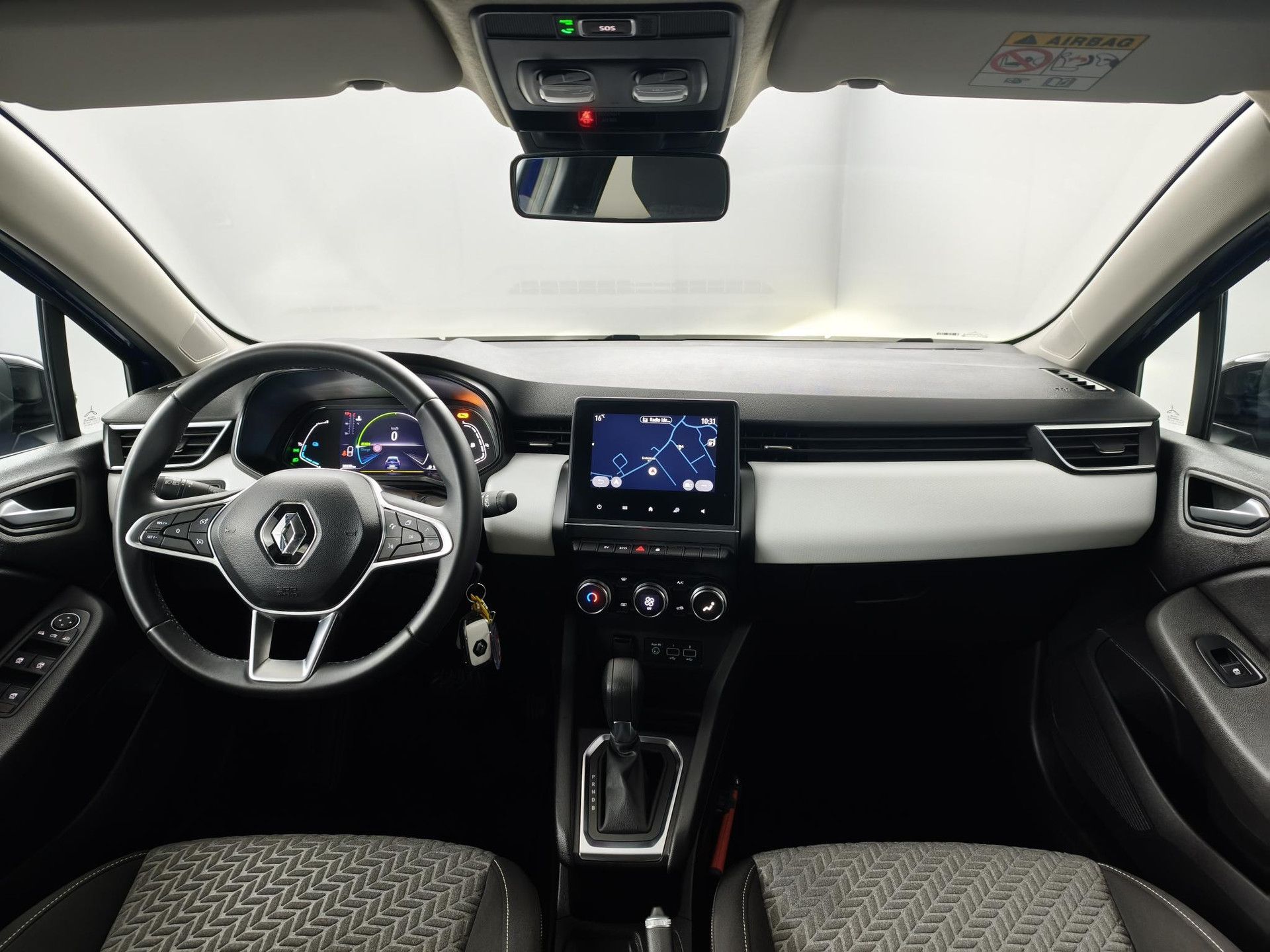Renault Clio met kenteken T-165-LL – autofoto 3