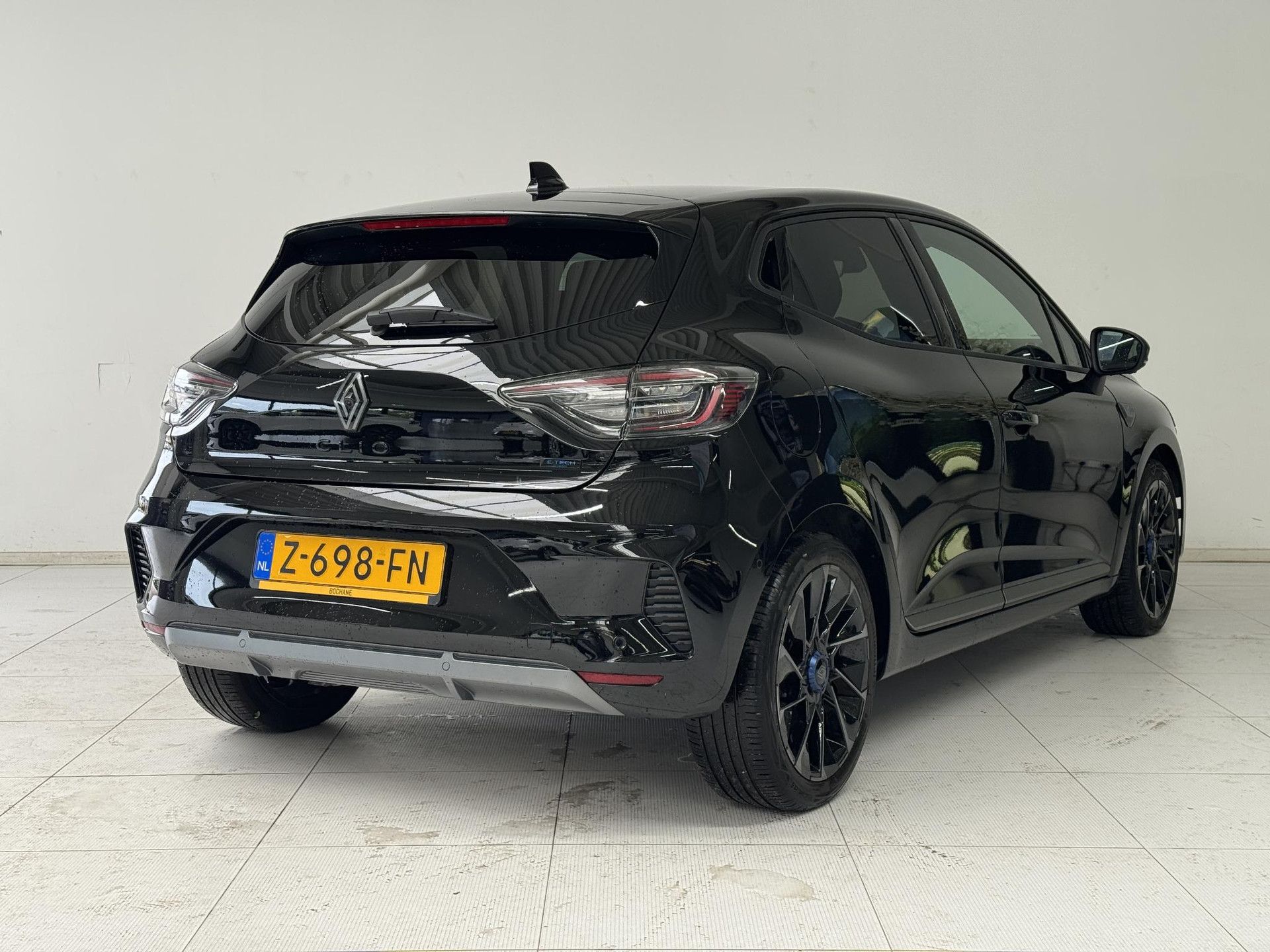 Renault Clio met kenteken Z-698-FN – autofoto 2