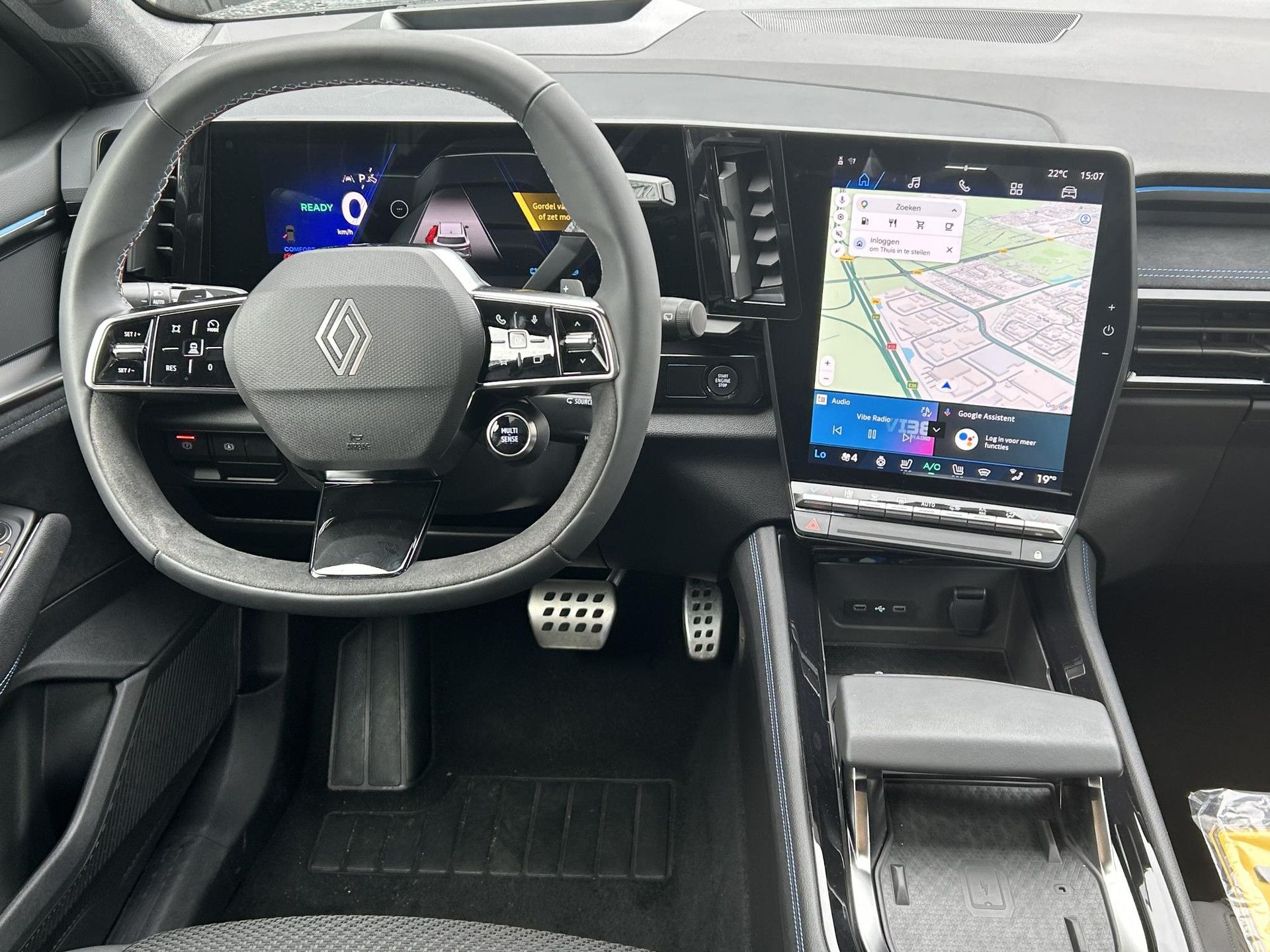 Renault Espace met kenteken KVP-22-V – autofoto 3