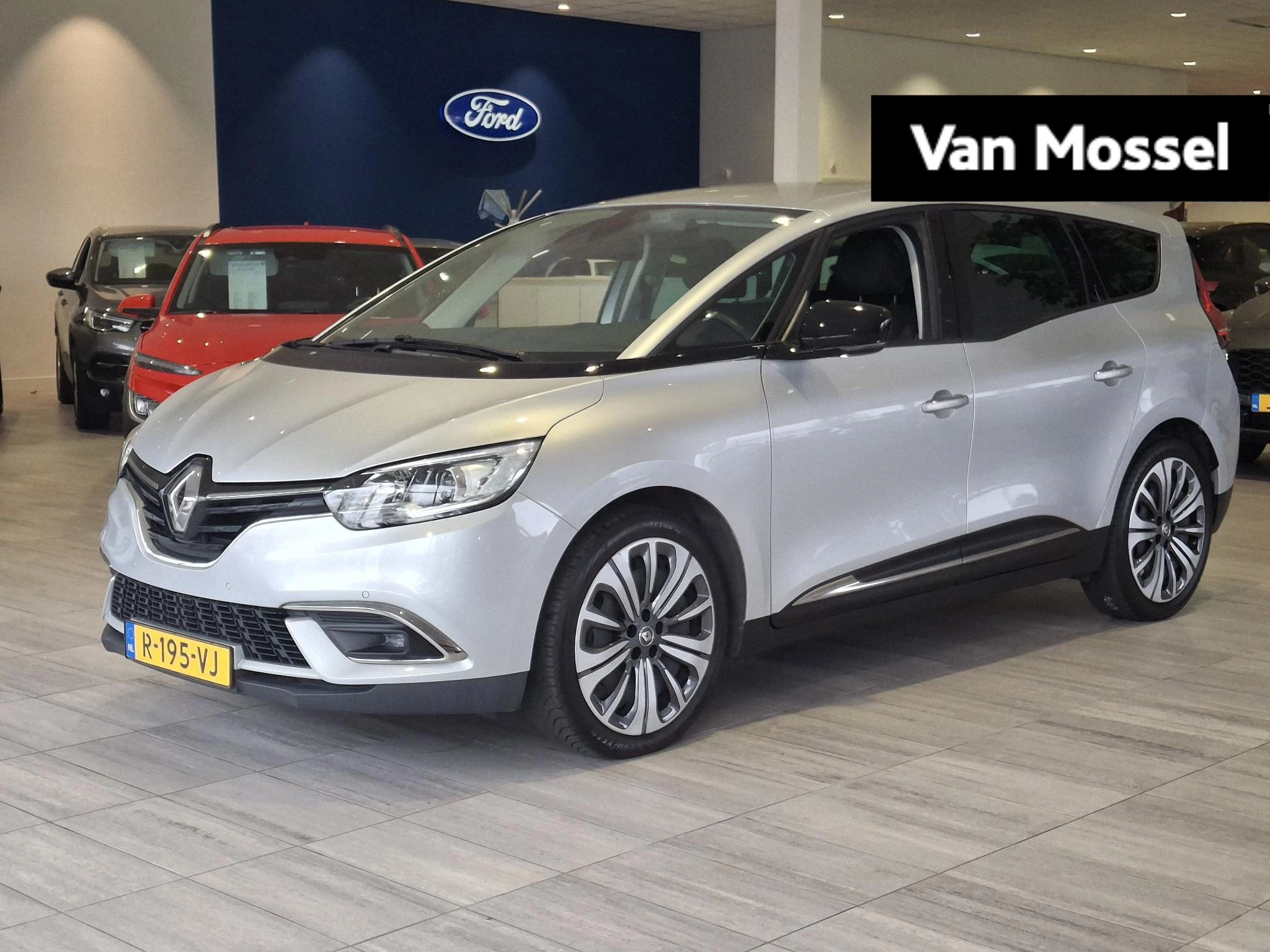 Renault GrandScénic met kenteken R-195-VJ – autofoto 2