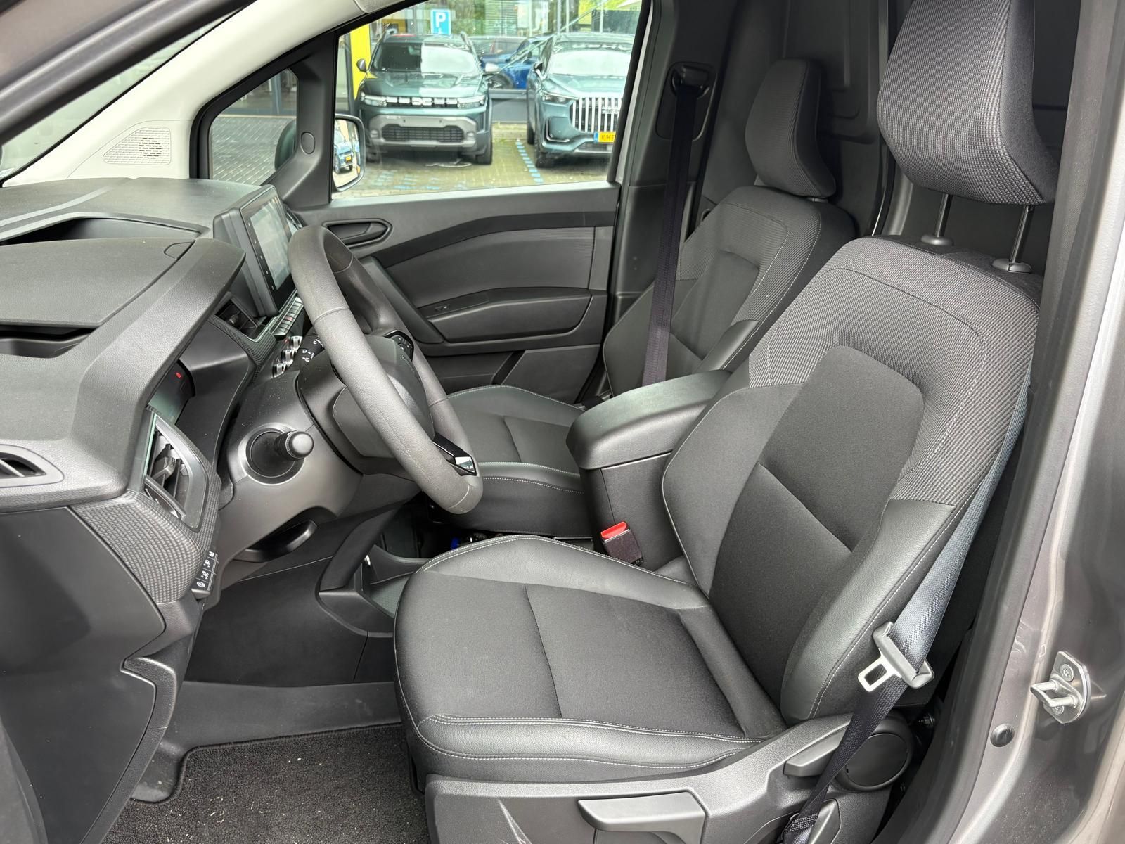 Renault Kangoo met kenteken V-68-PGT – autofoto 3