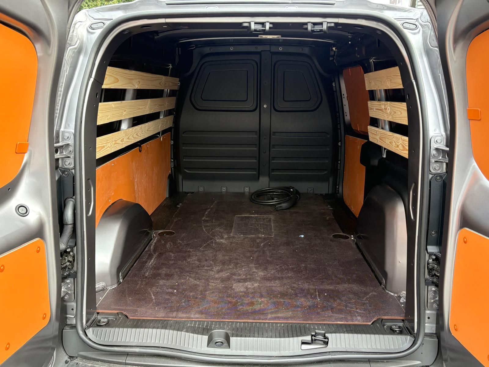 Renault Kangoo met kenteken V-68-PGT – autofoto 4