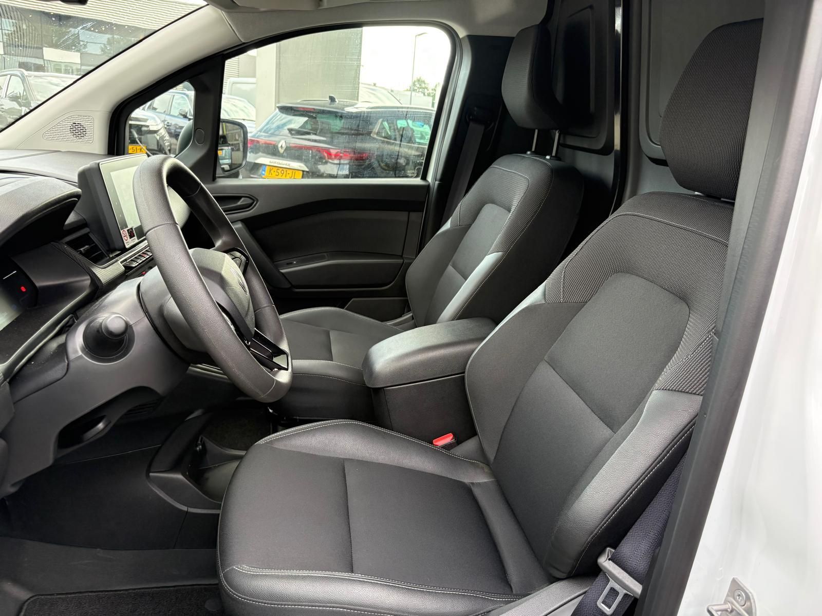 Renault Kangoo met kenteken V-69-PGT – autofoto 4