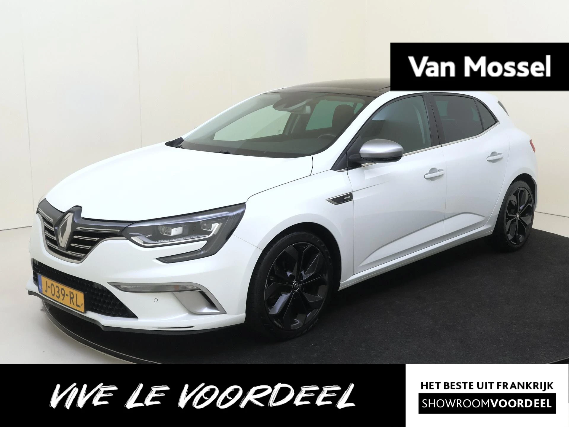 Renault Mégane met kenteken 70100 – autofoto 2