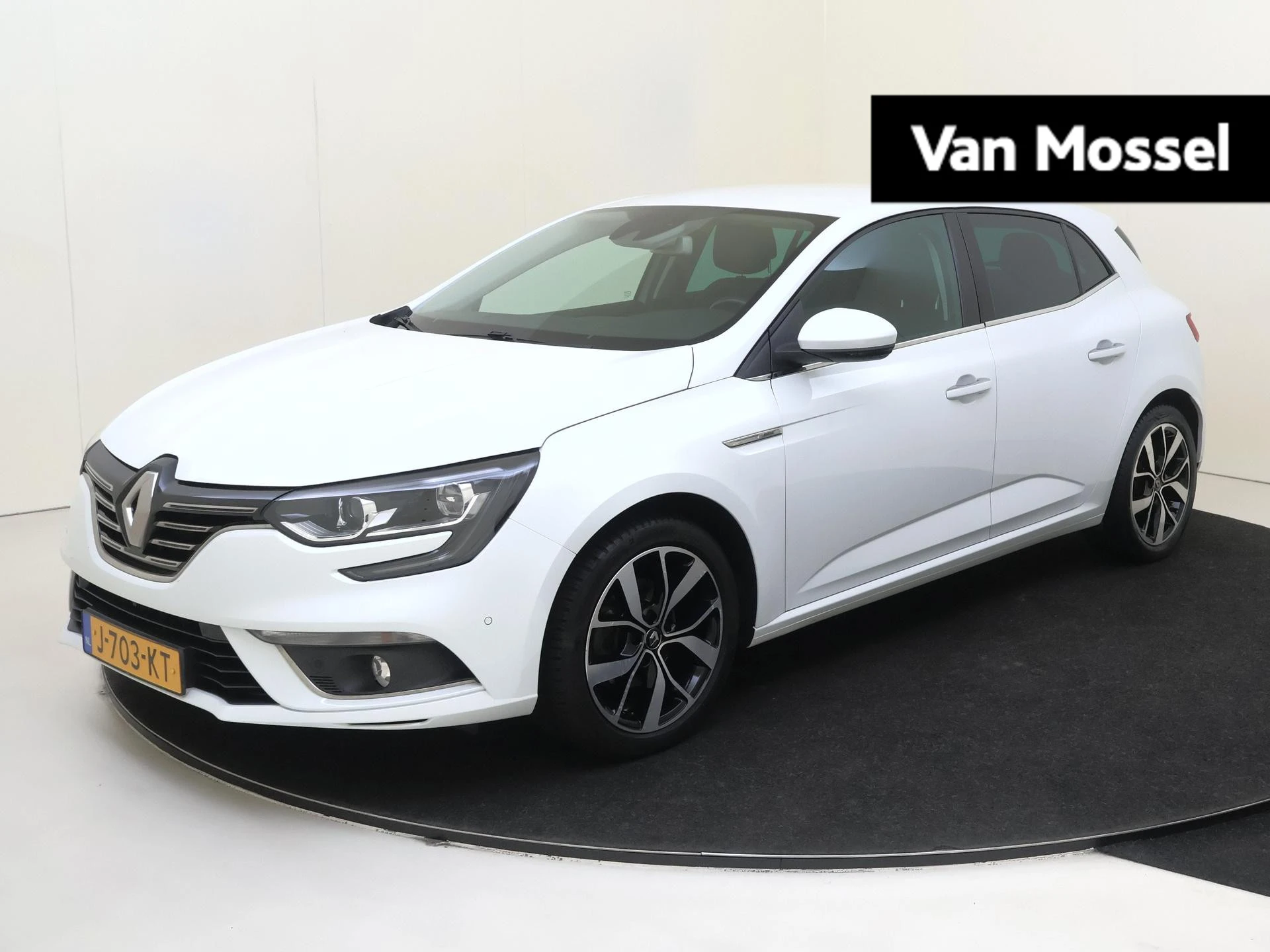 Renault Mégane met kenteken 70100 – autofoto 2