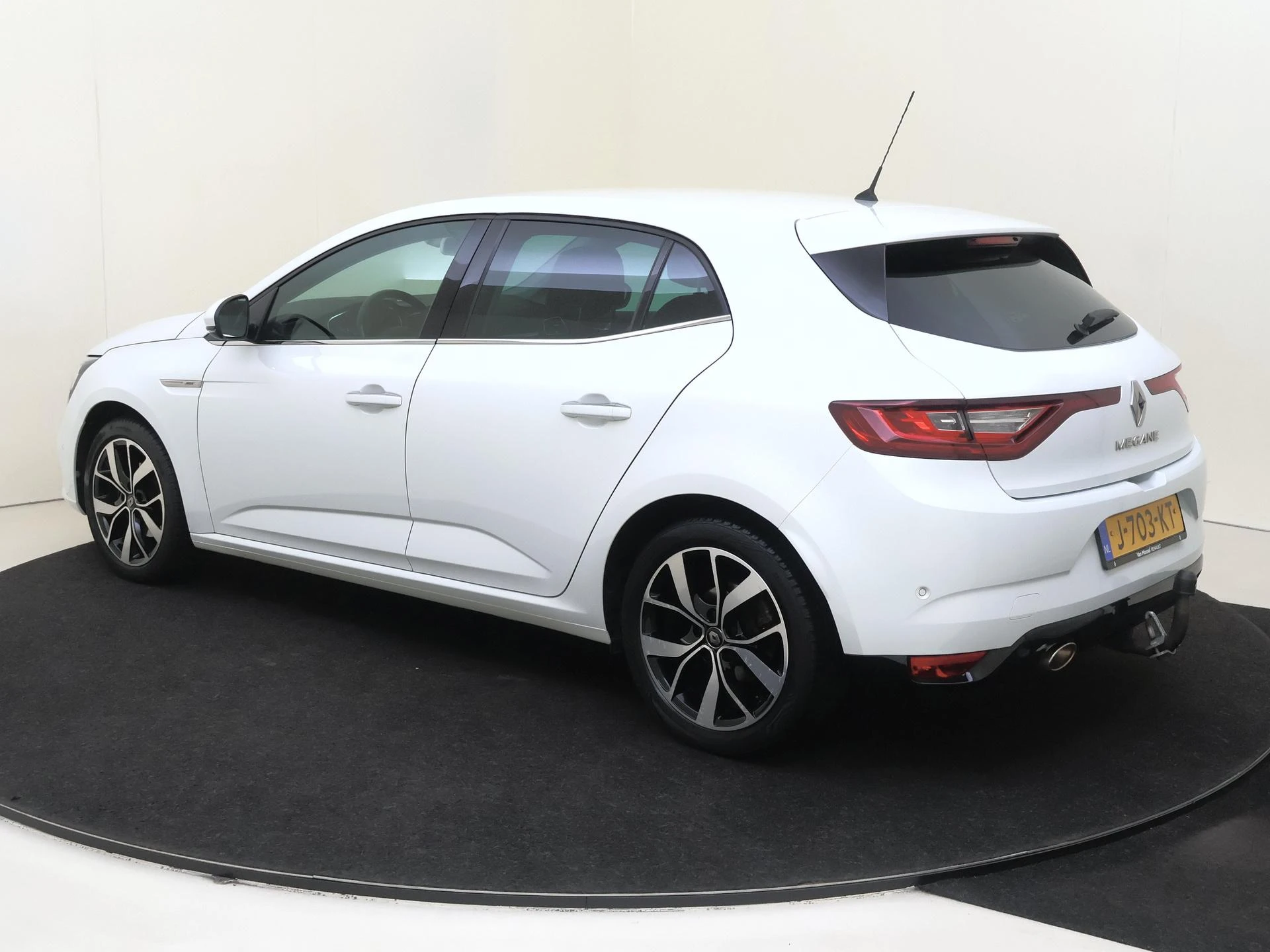 Renault Mégane met kenteken 70100 – autofoto 4