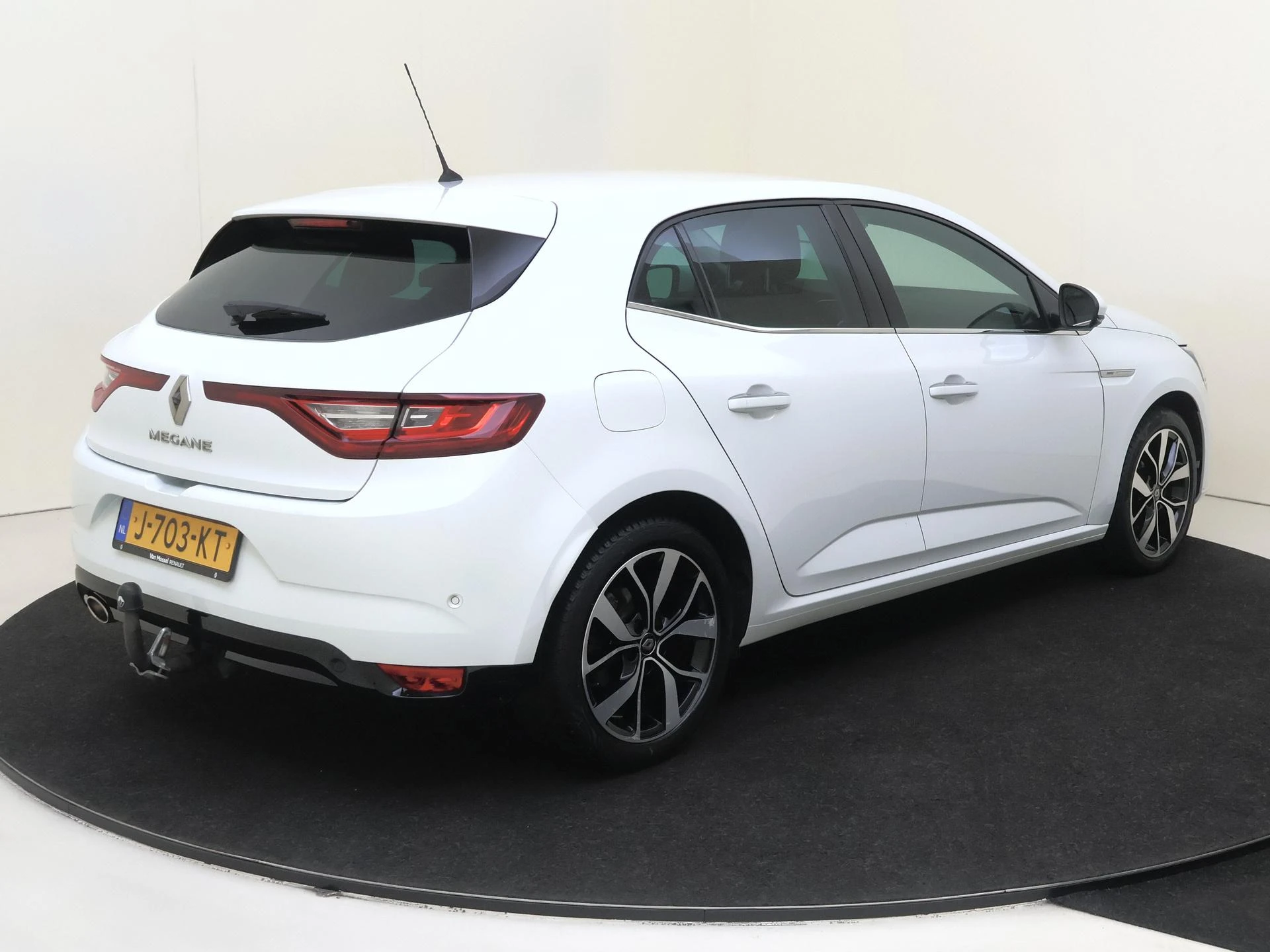 Renault Mégane met kenteken 70100 – autofoto 5