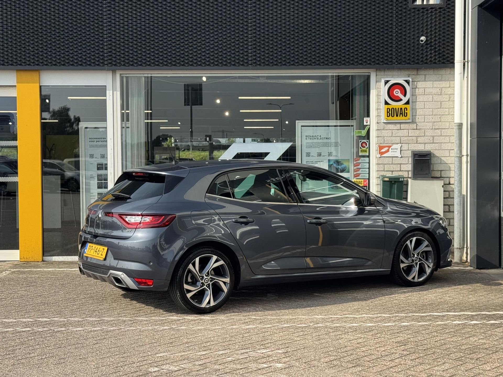 Renault Mégane met kenteken PP-146-Z – autofoto 2