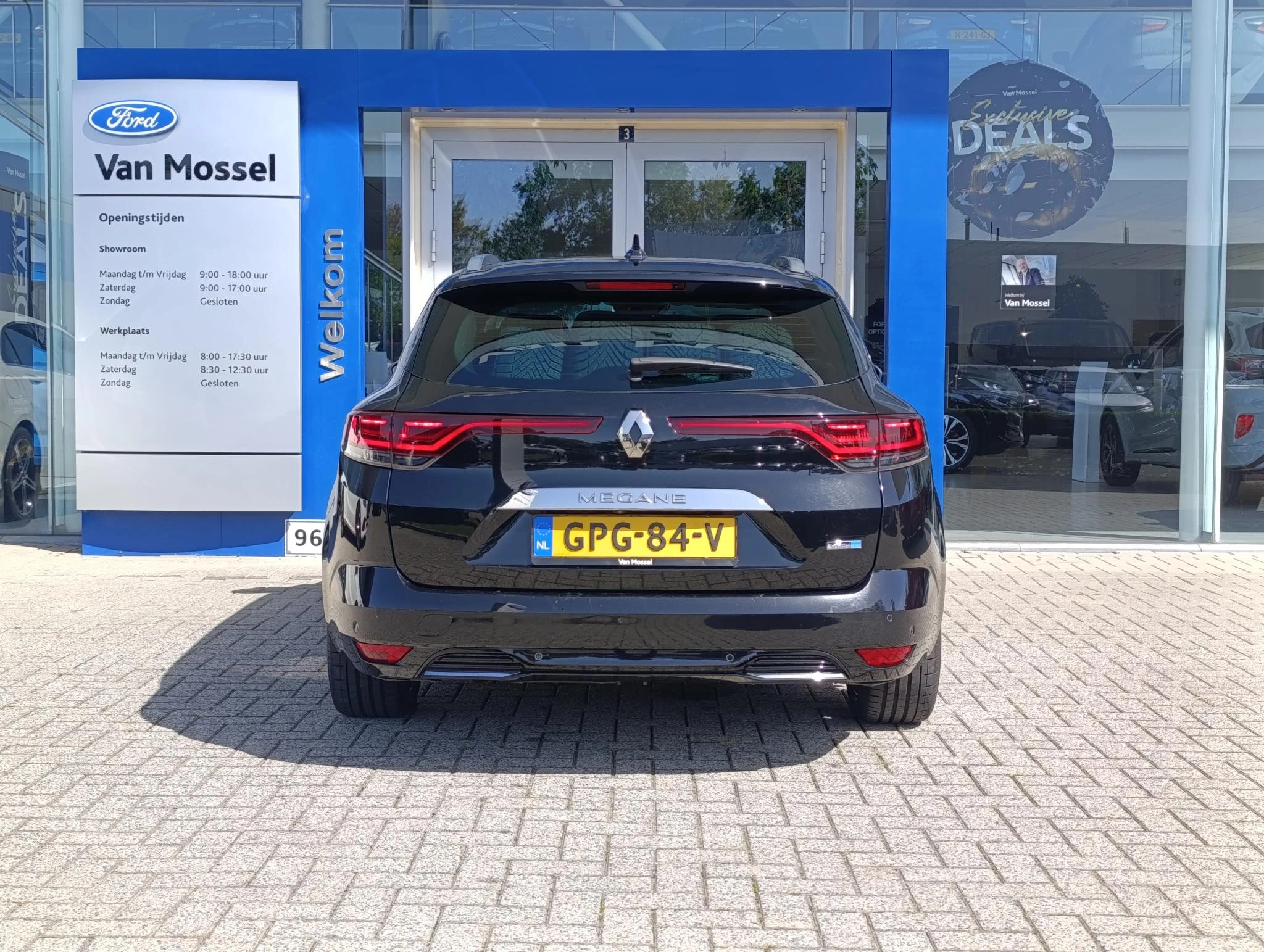 Renault MeganeE-Tech met kenteken GPG-84-V – autofoto 5