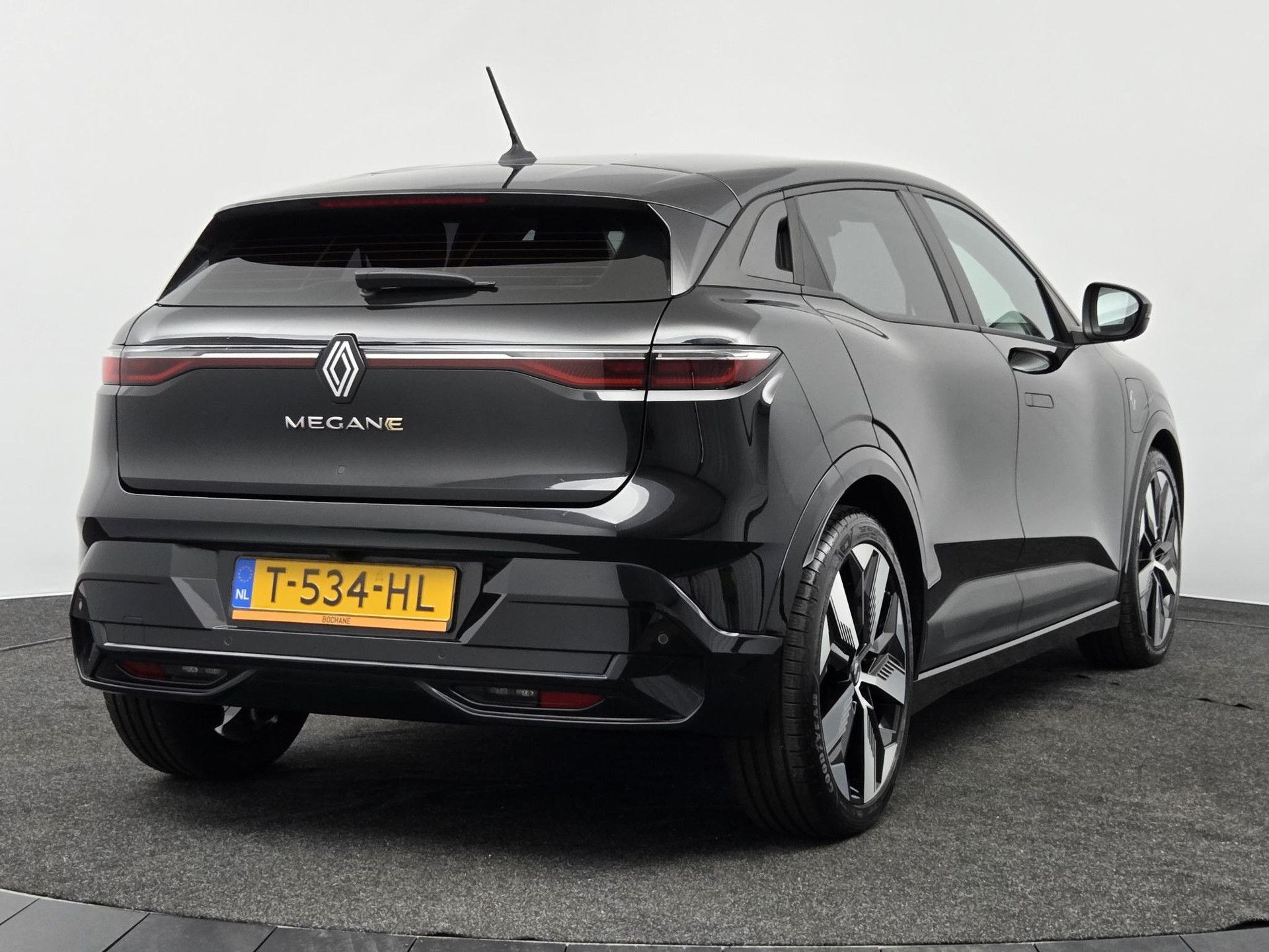 Renault MeganeE-Tech met kenteken T-534-HL – autofoto 2