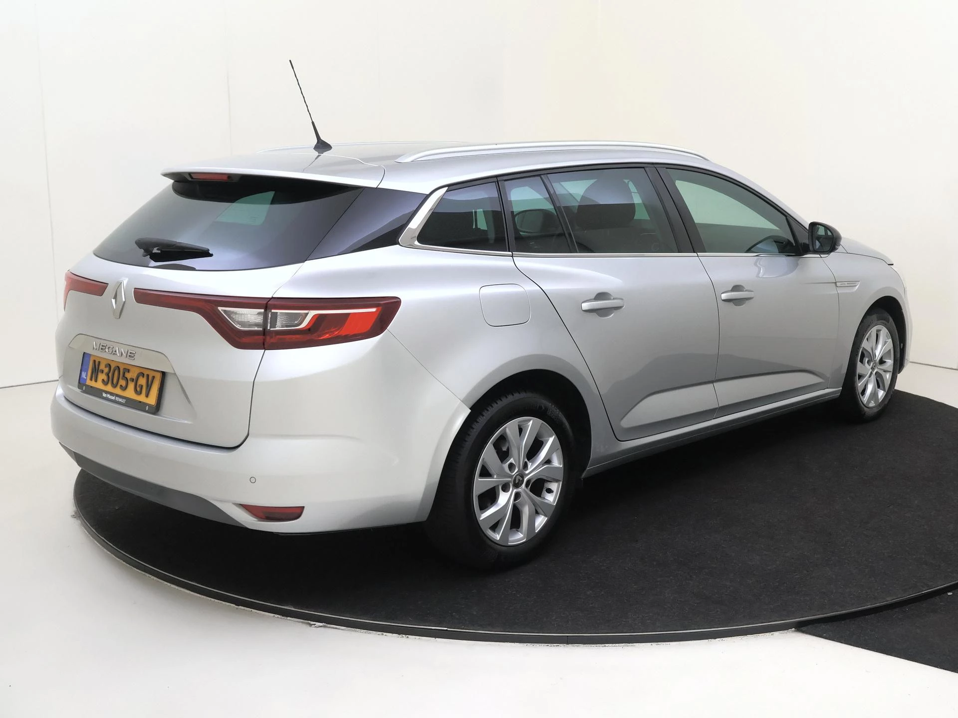 Renault MéganeEstate met kenteken 71100 – autofoto 5