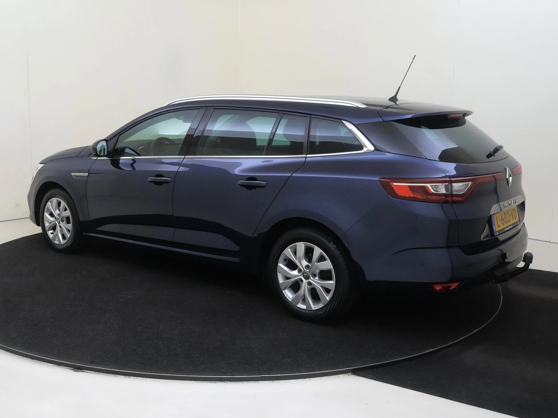 Renault MéganeEstate met kenteken L-603-VD – autofoto 4