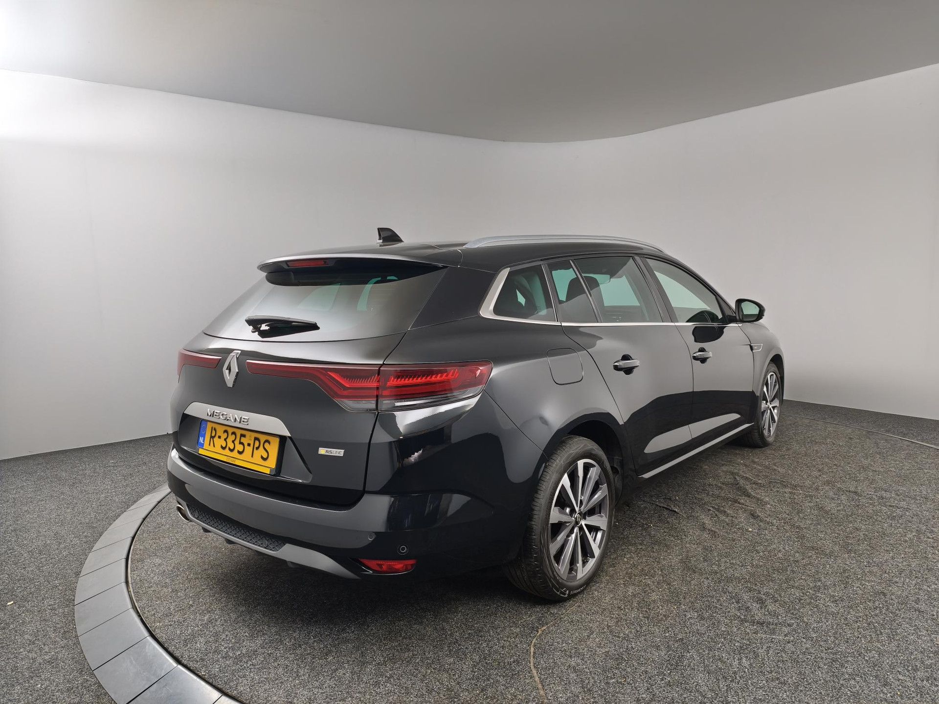 Renault MéganeEstate met kenteken R-335-PS – autofoto 2