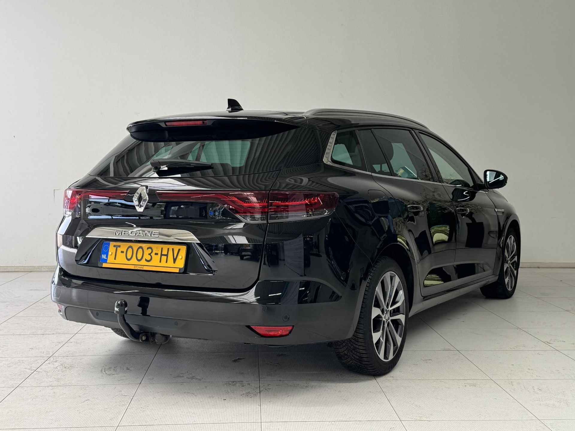 Renault MéganeEstate met kenteken T-003-HV – autofoto 2