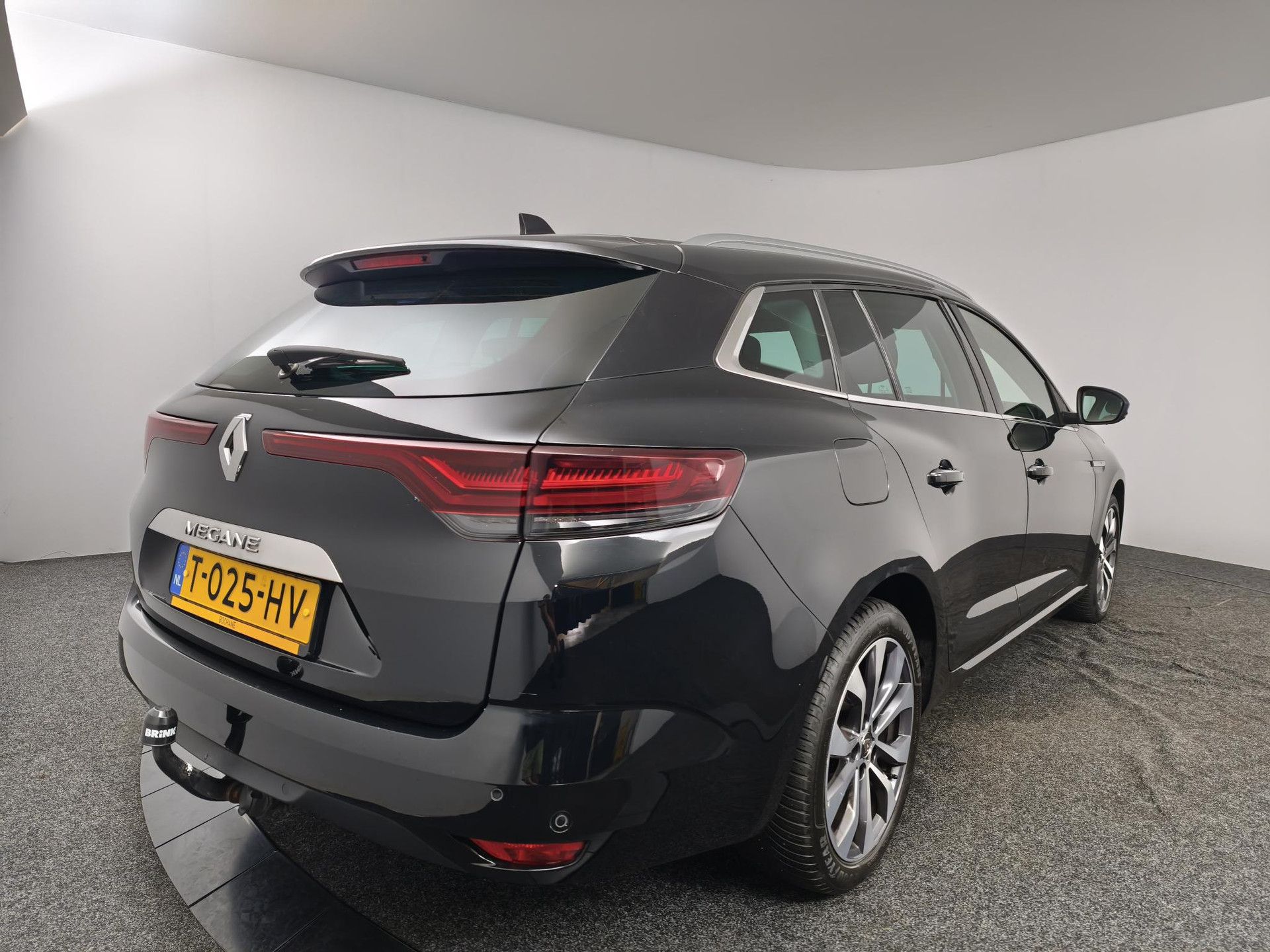 Renault MéganeEstate met kenteken T-025-HV – autofoto 2
