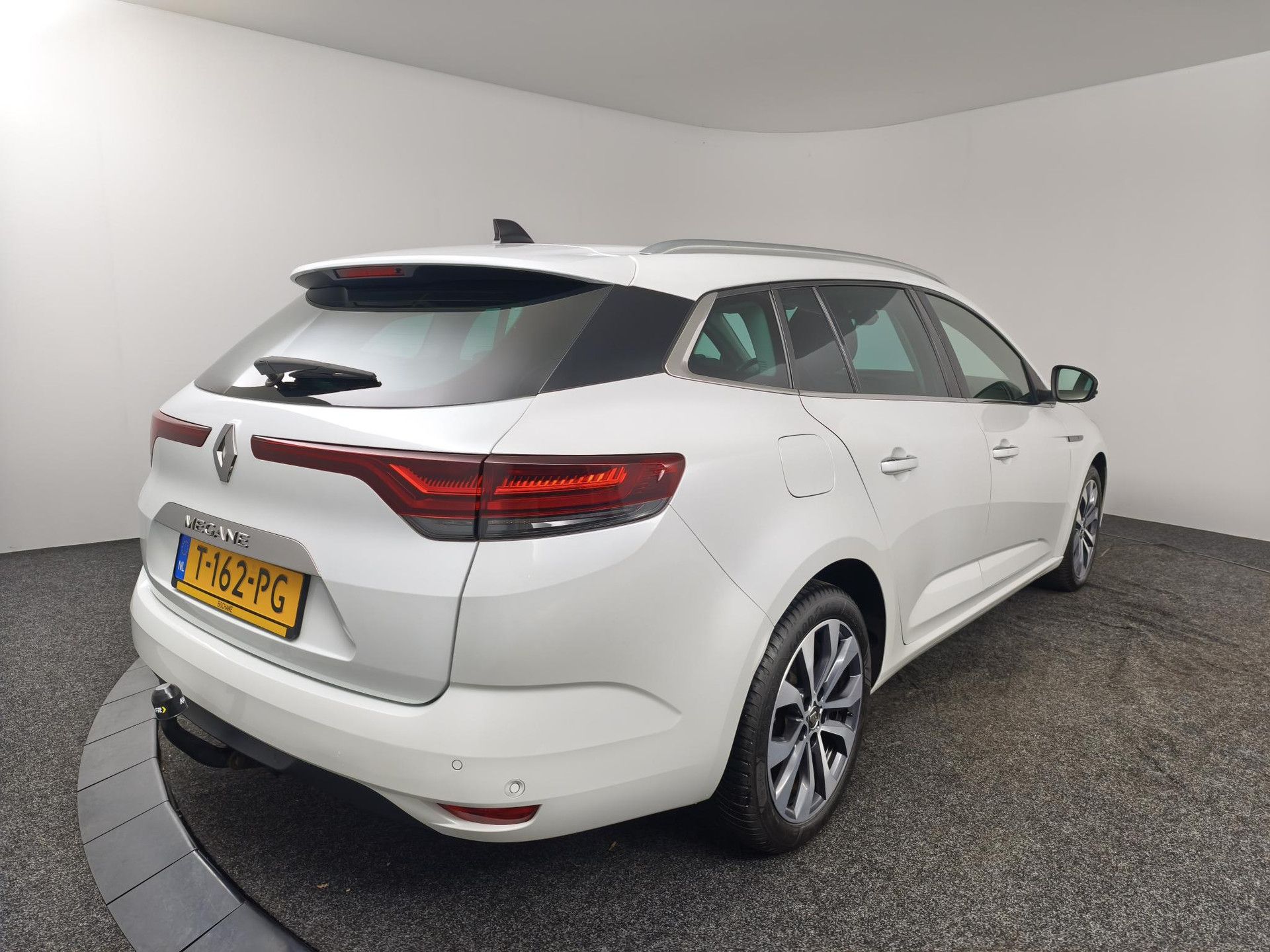 Renault MéganeEstate met kenteken T-162-PG – autofoto 2