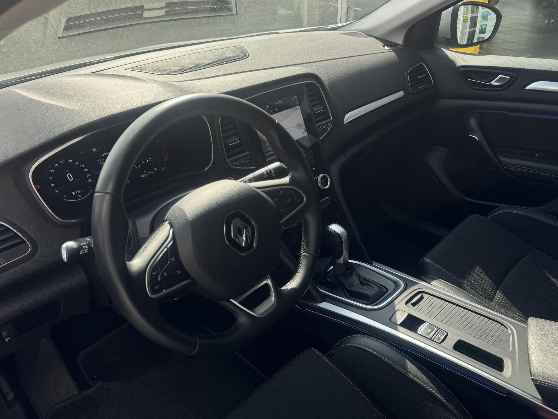 Renault MéganeEstate met kenteken T-182-PG – autofoto 3